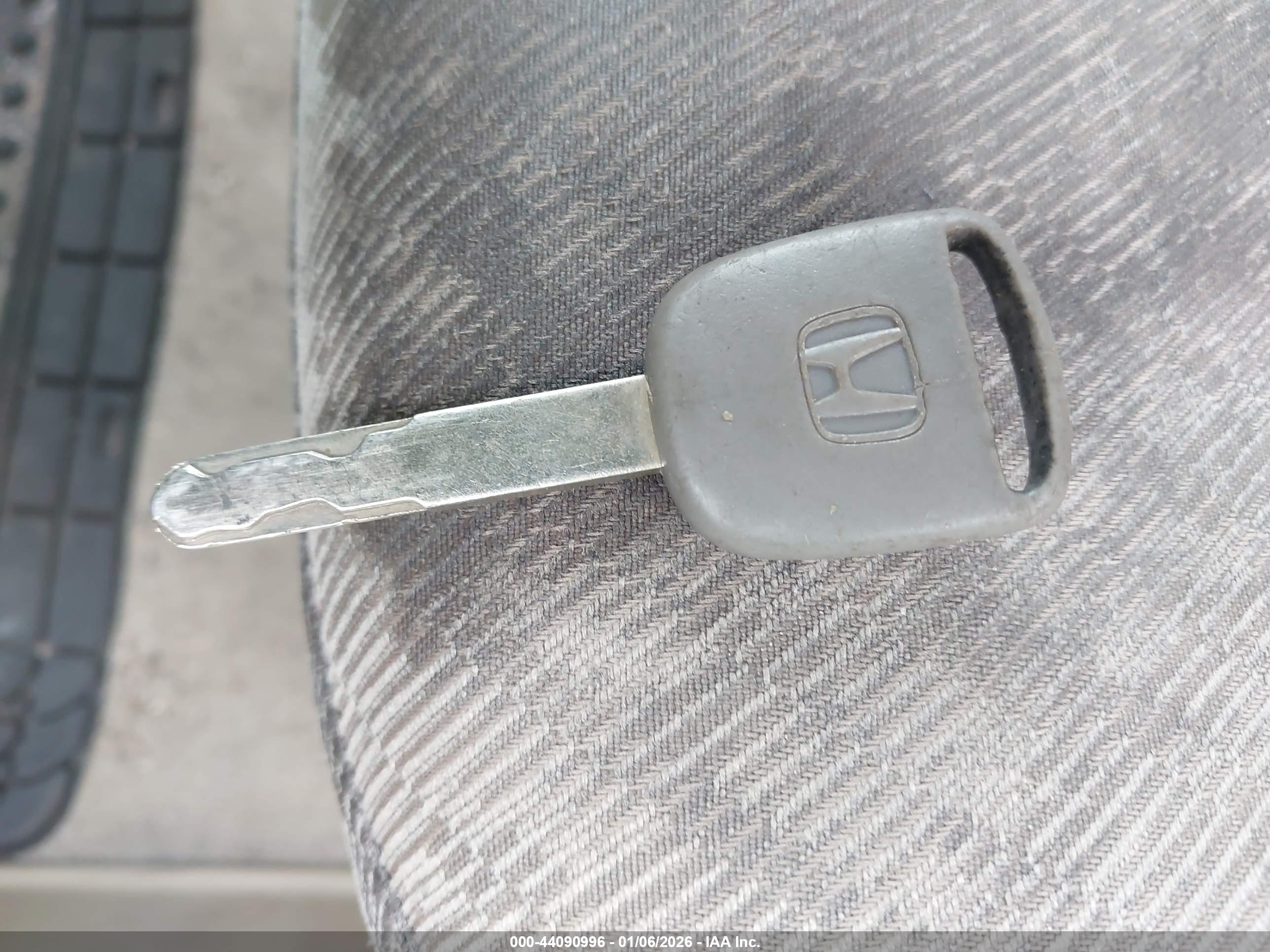 HONDA CR-V image 11