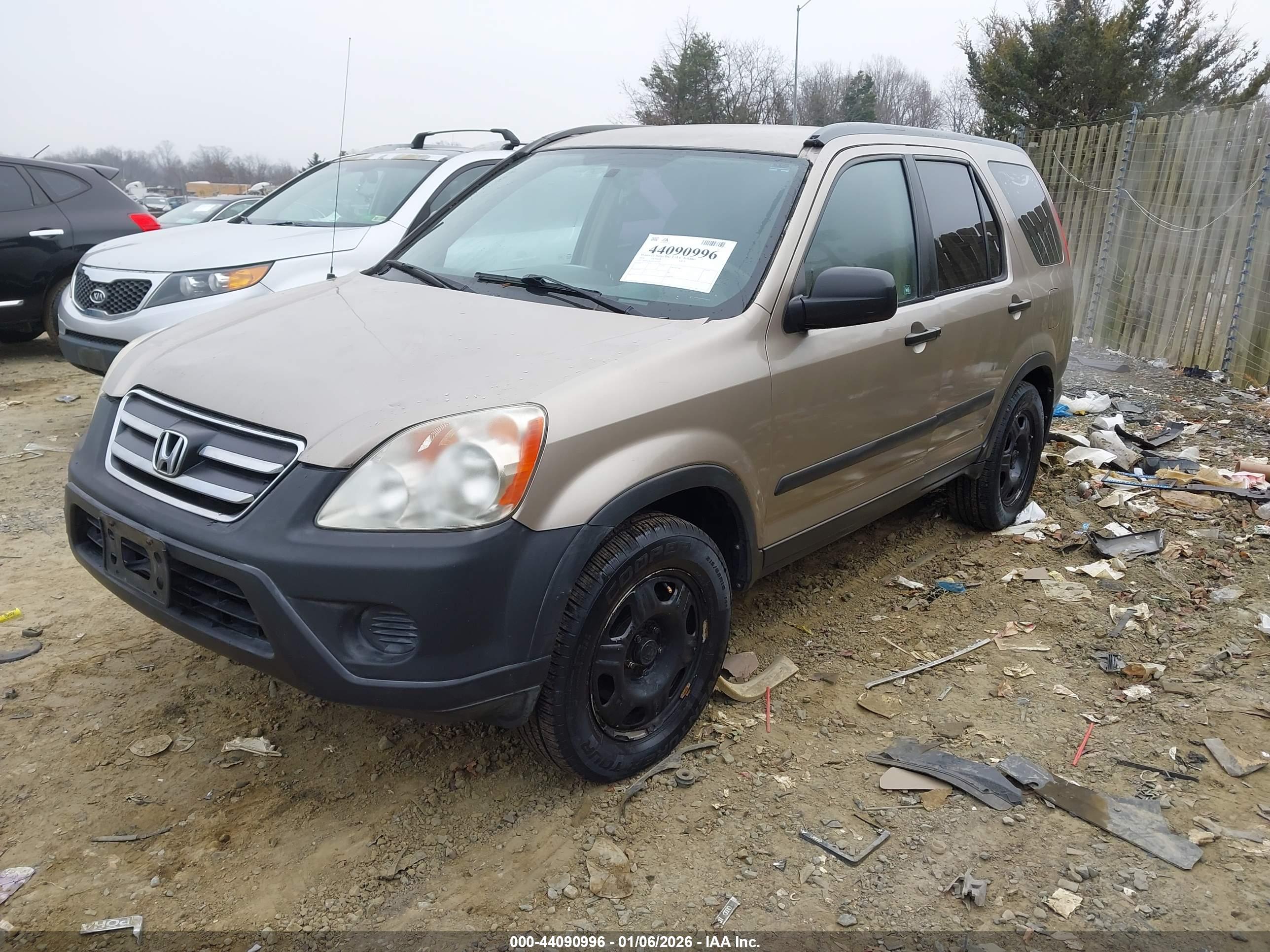 HONDA CR-V image 2