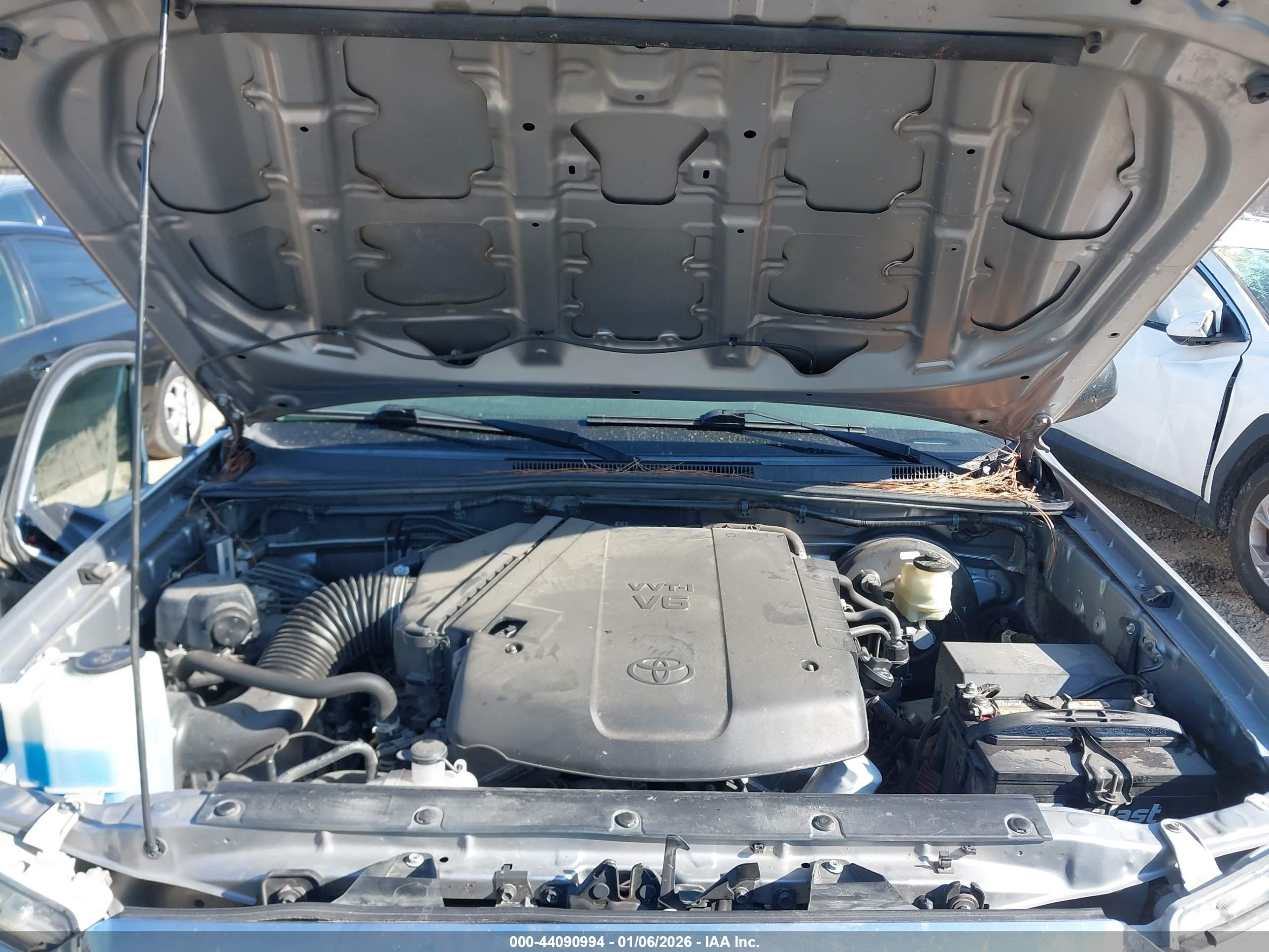 TOYOTA TACOMA image 10