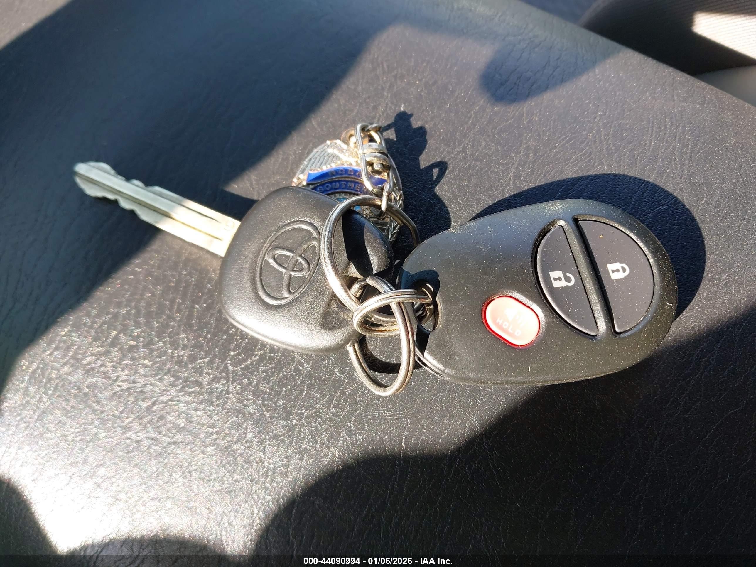 TOYOTA TACOMA image 11
