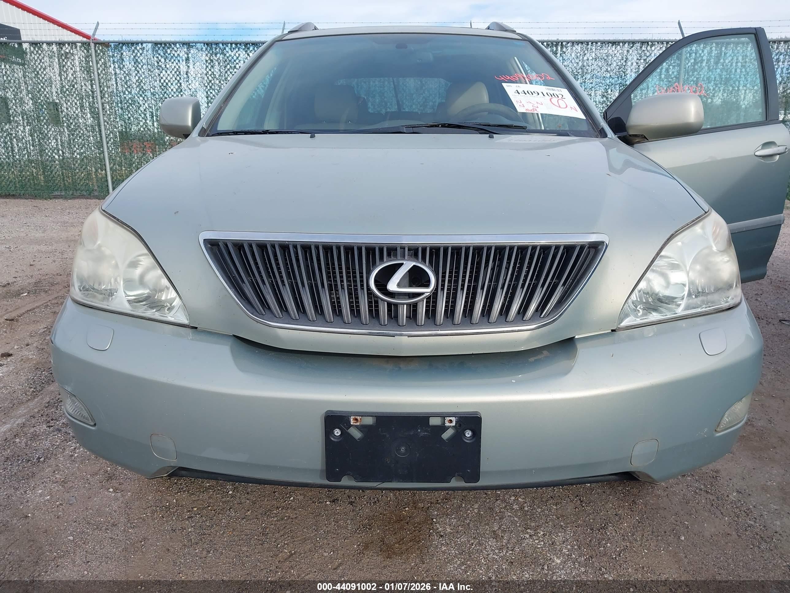 LEXUS RX image 6