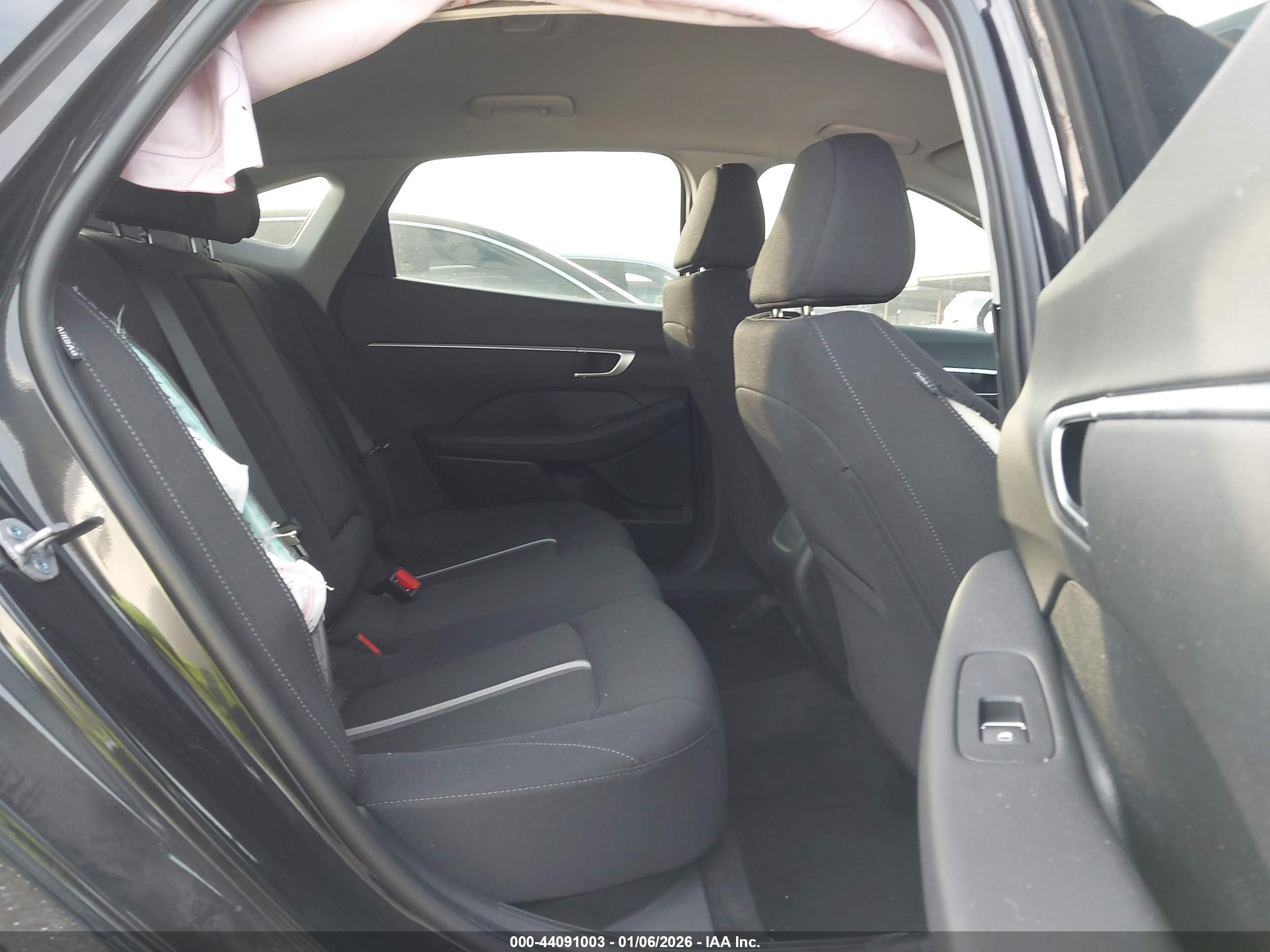 HYUNDAI SONATA image 8