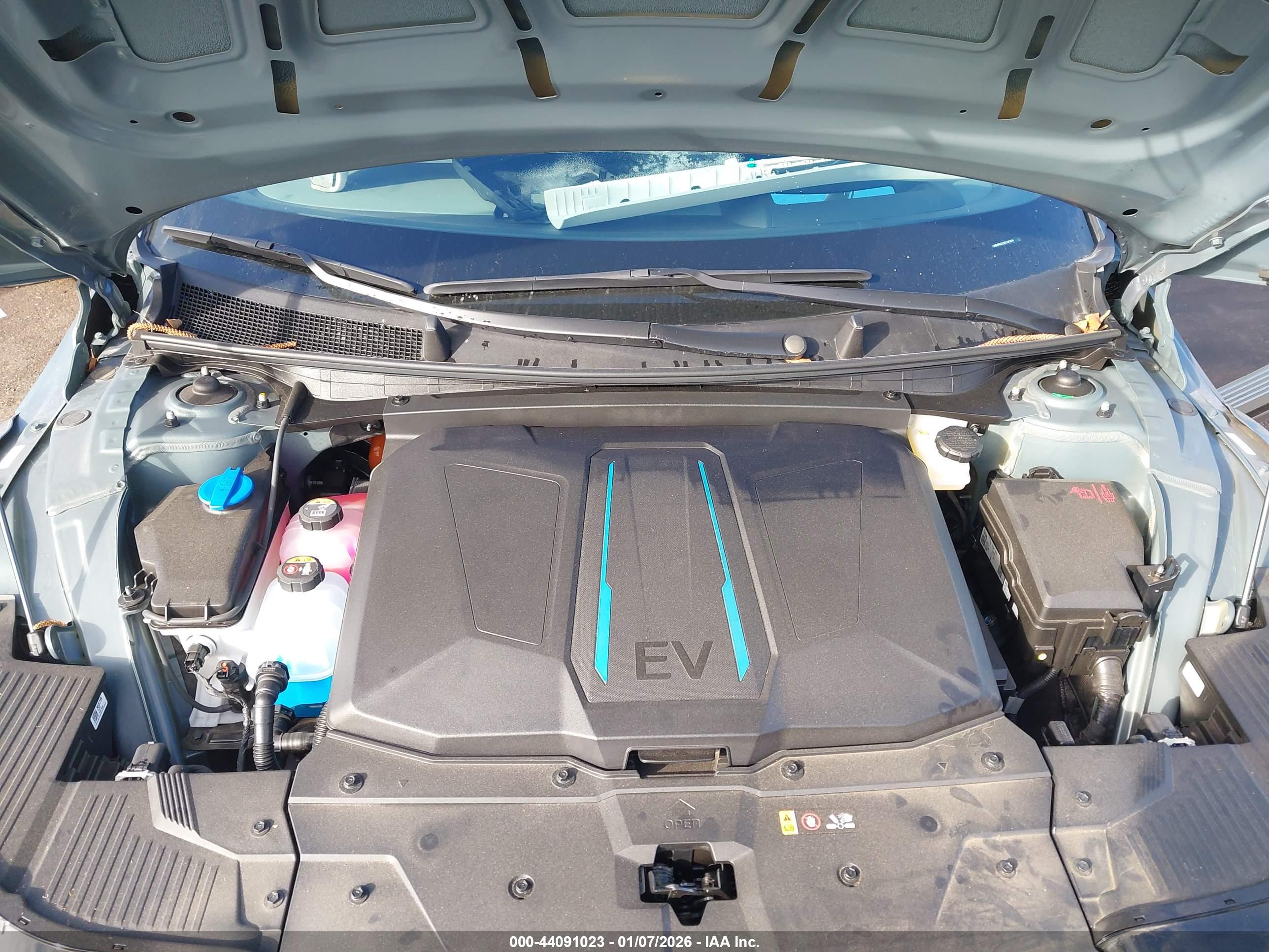 HYUNDAI IONIQ image 10