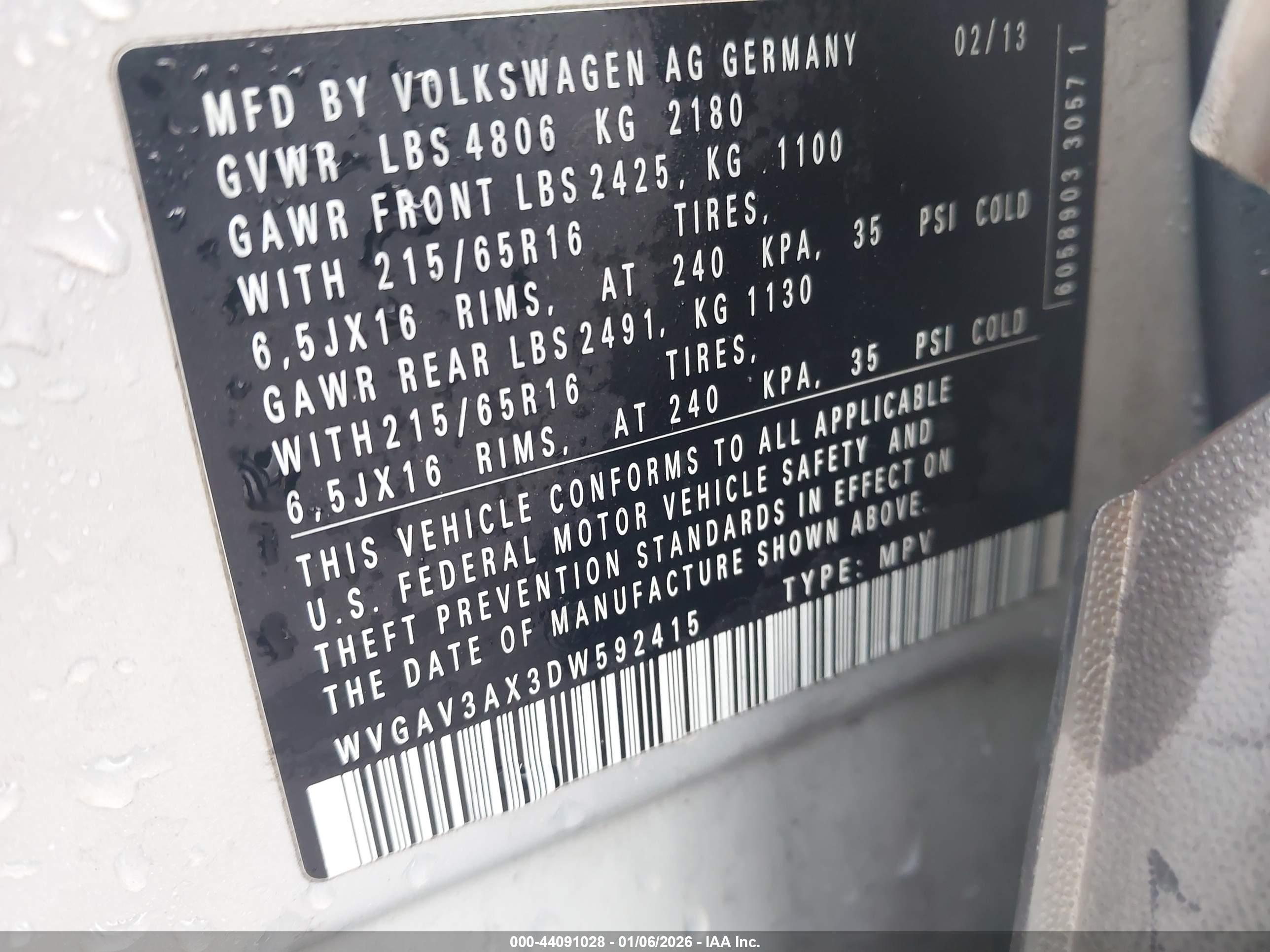 VOLKSWAGEN TIGUAN image 9