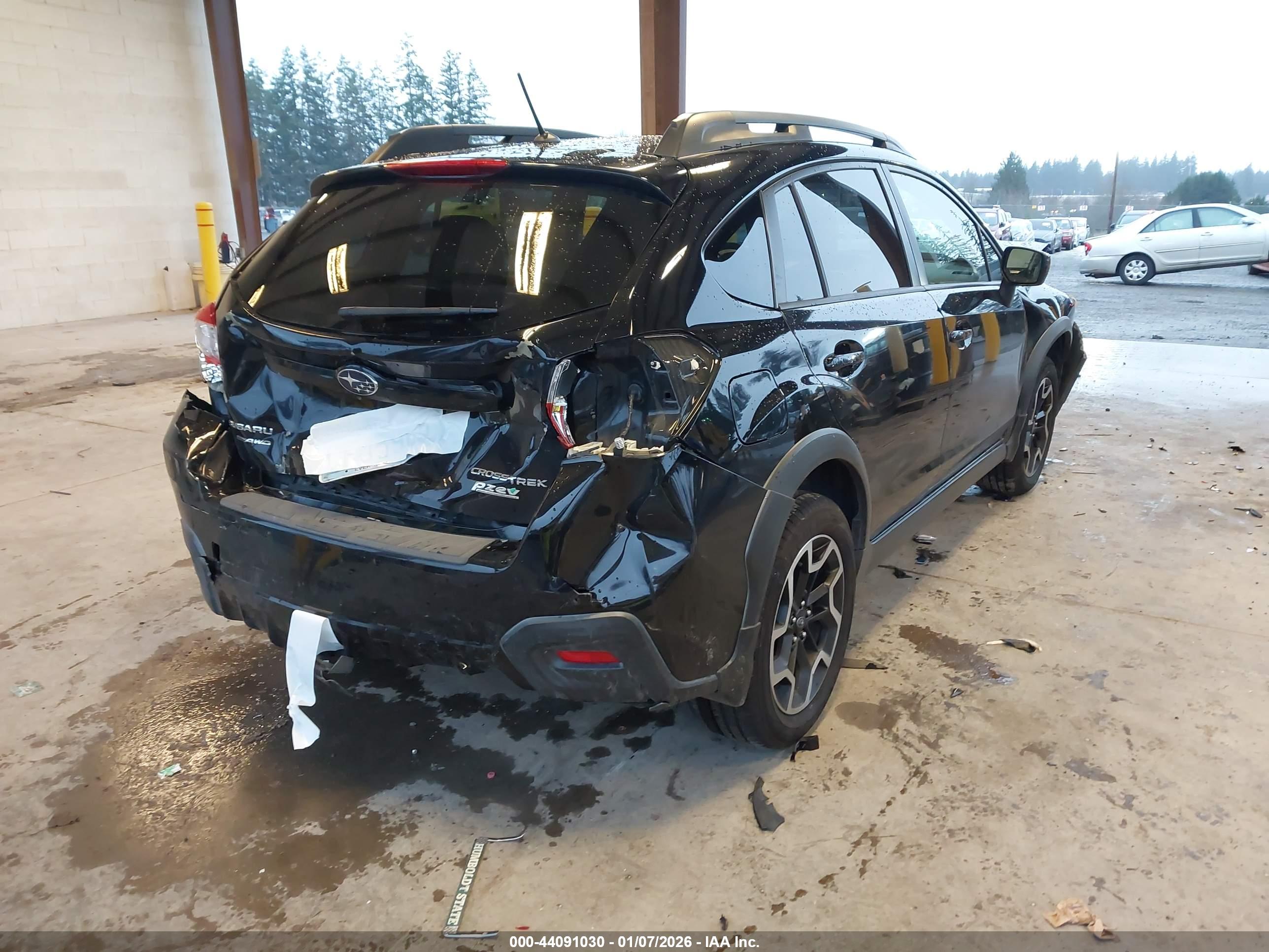 SUBARU CROSSTREK image 4
