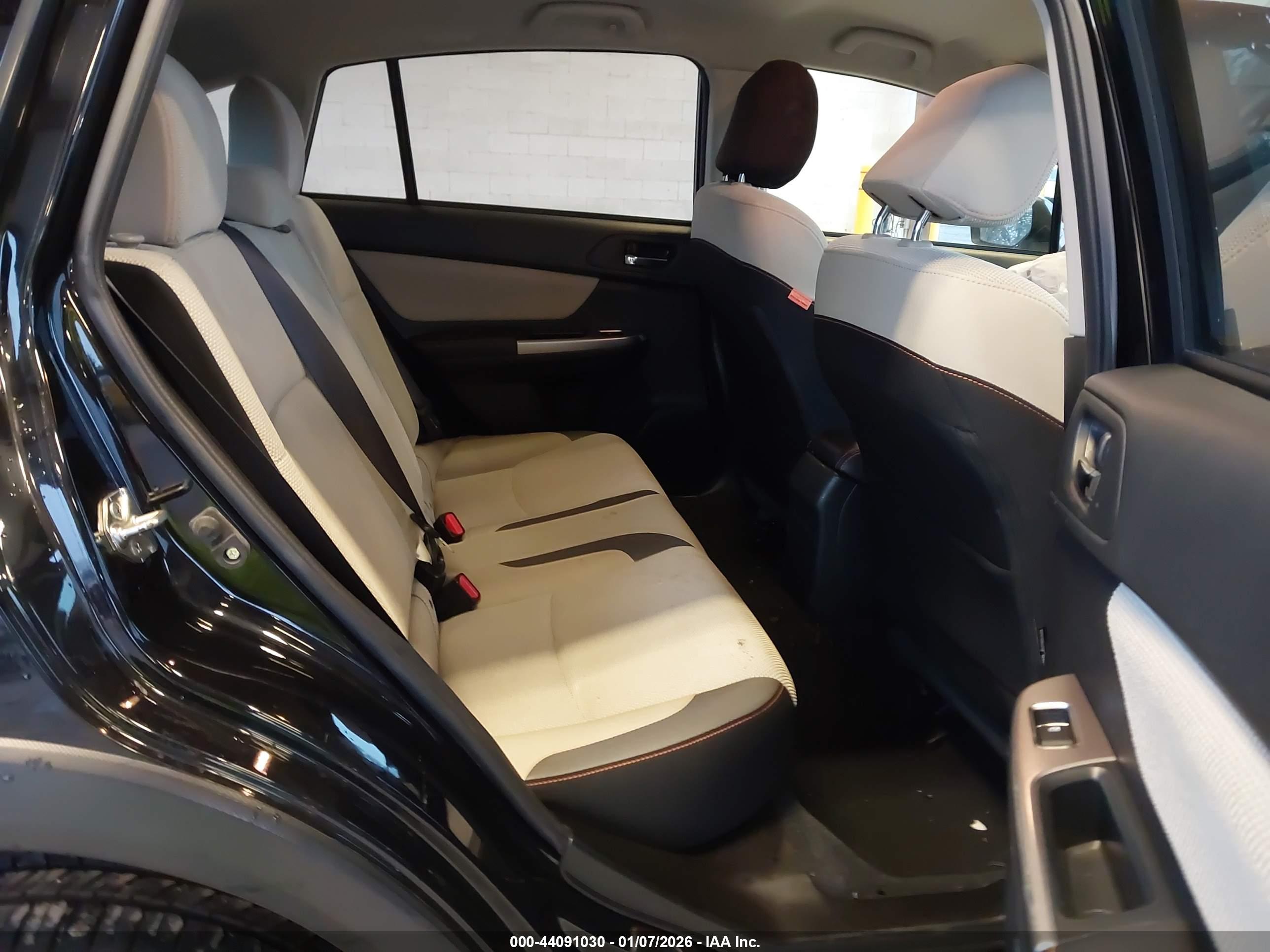 SUBARU CROSSTREK image 8
