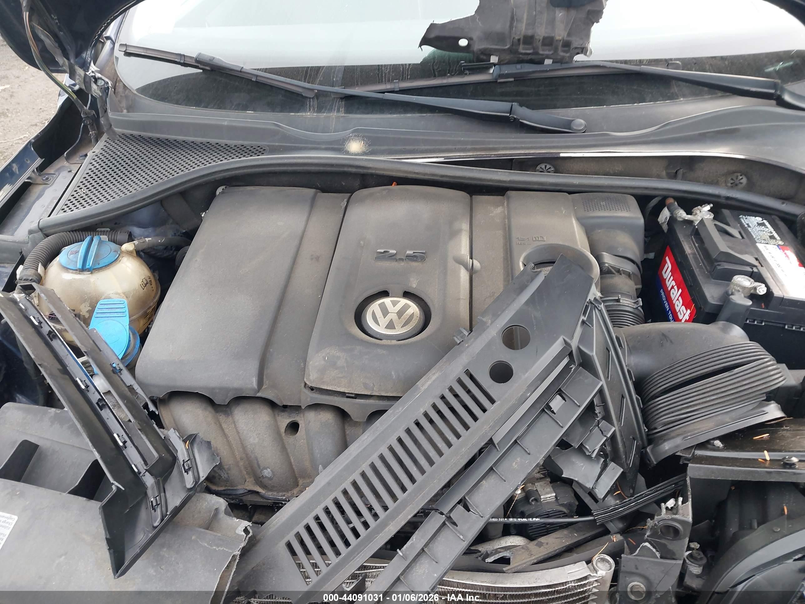 VOLKSWAGEN PASSAT image 10
