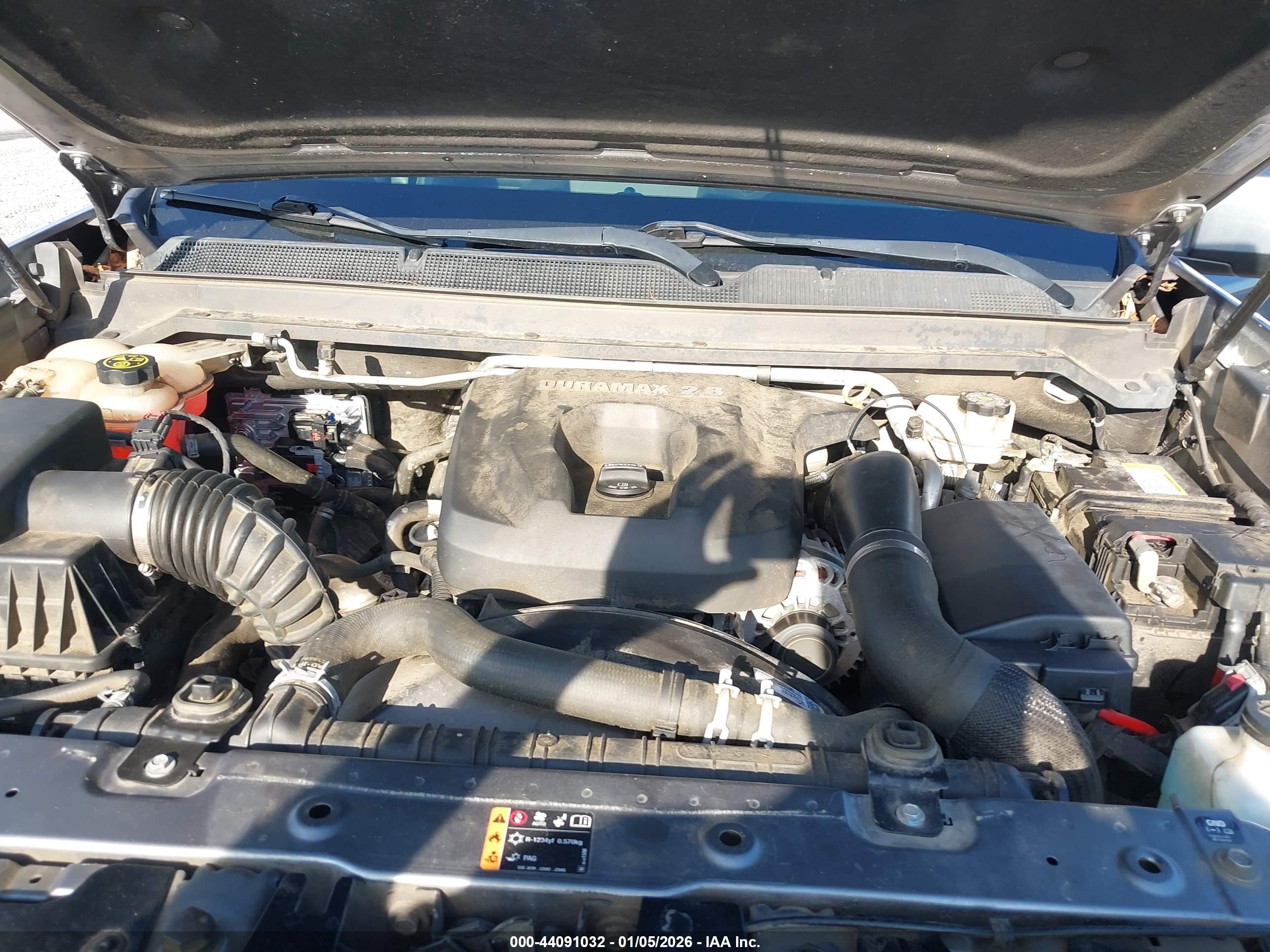 CHEVROLET COLORADO image 10