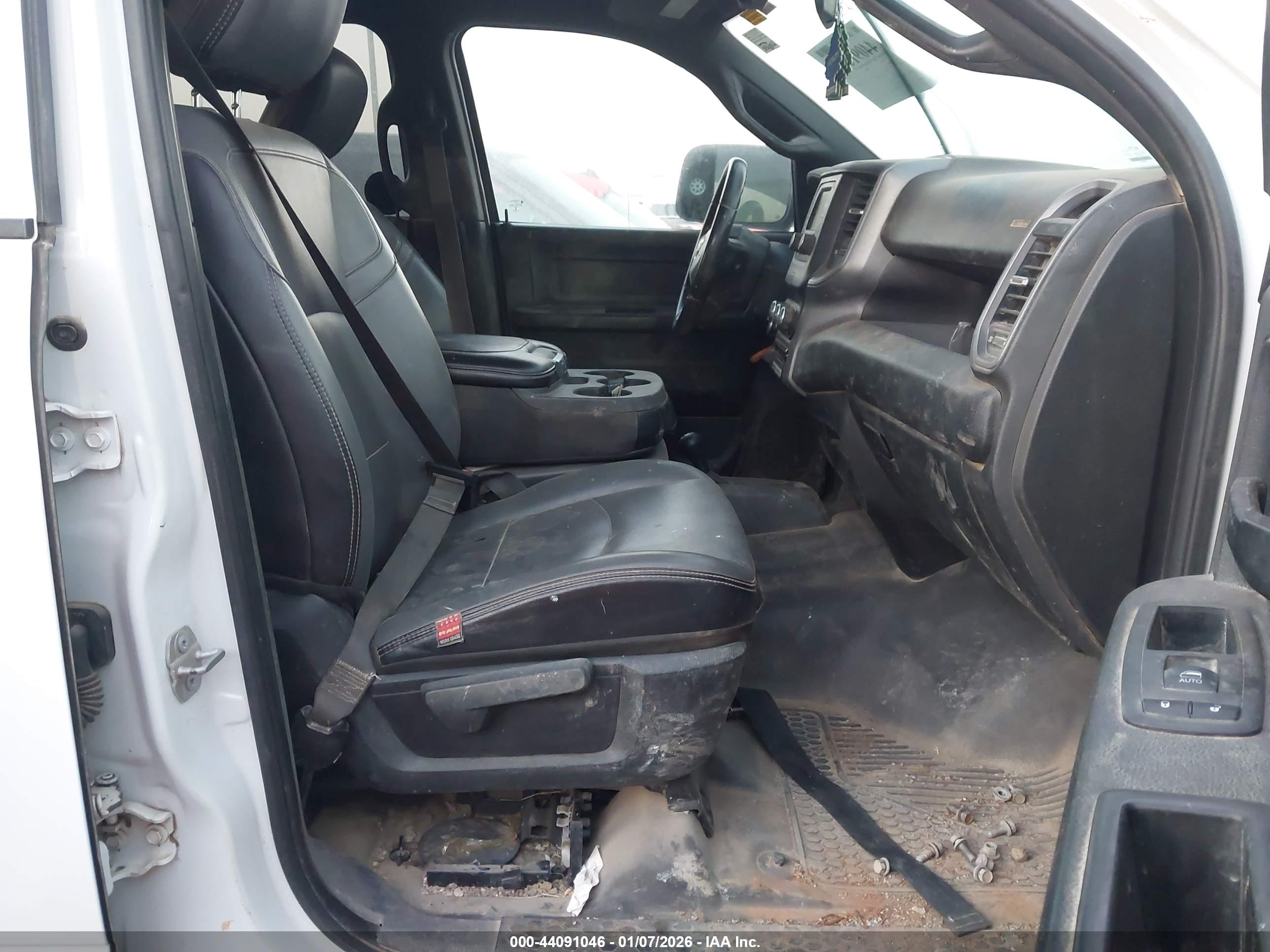 RAM 2500 image 5
