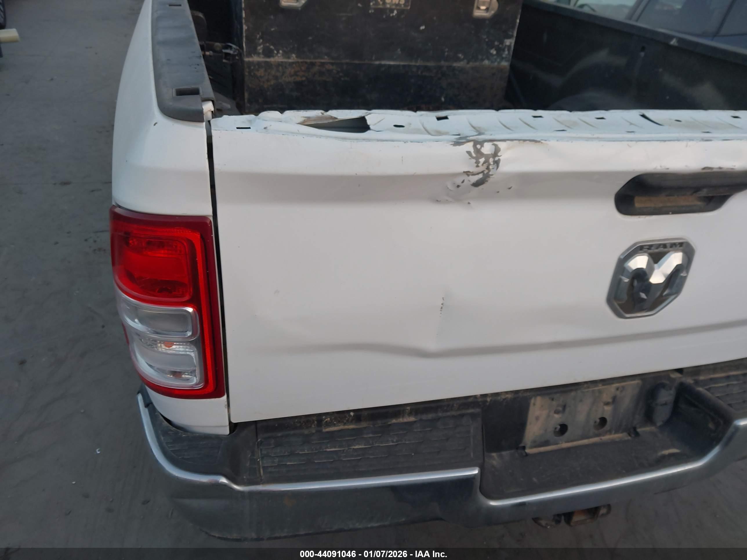 RAM 2500 image 6