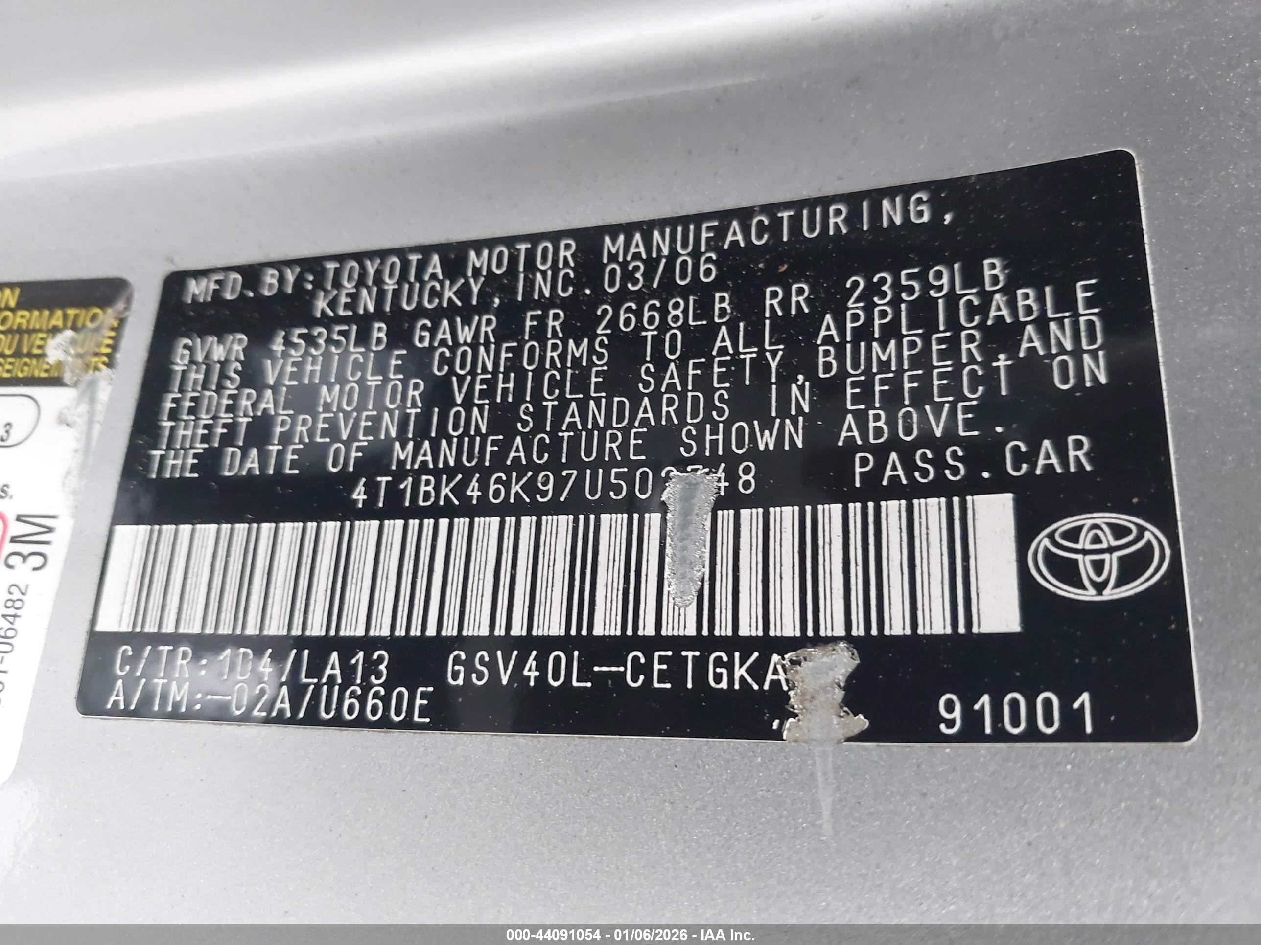 TOYOTA CAMRY image 9