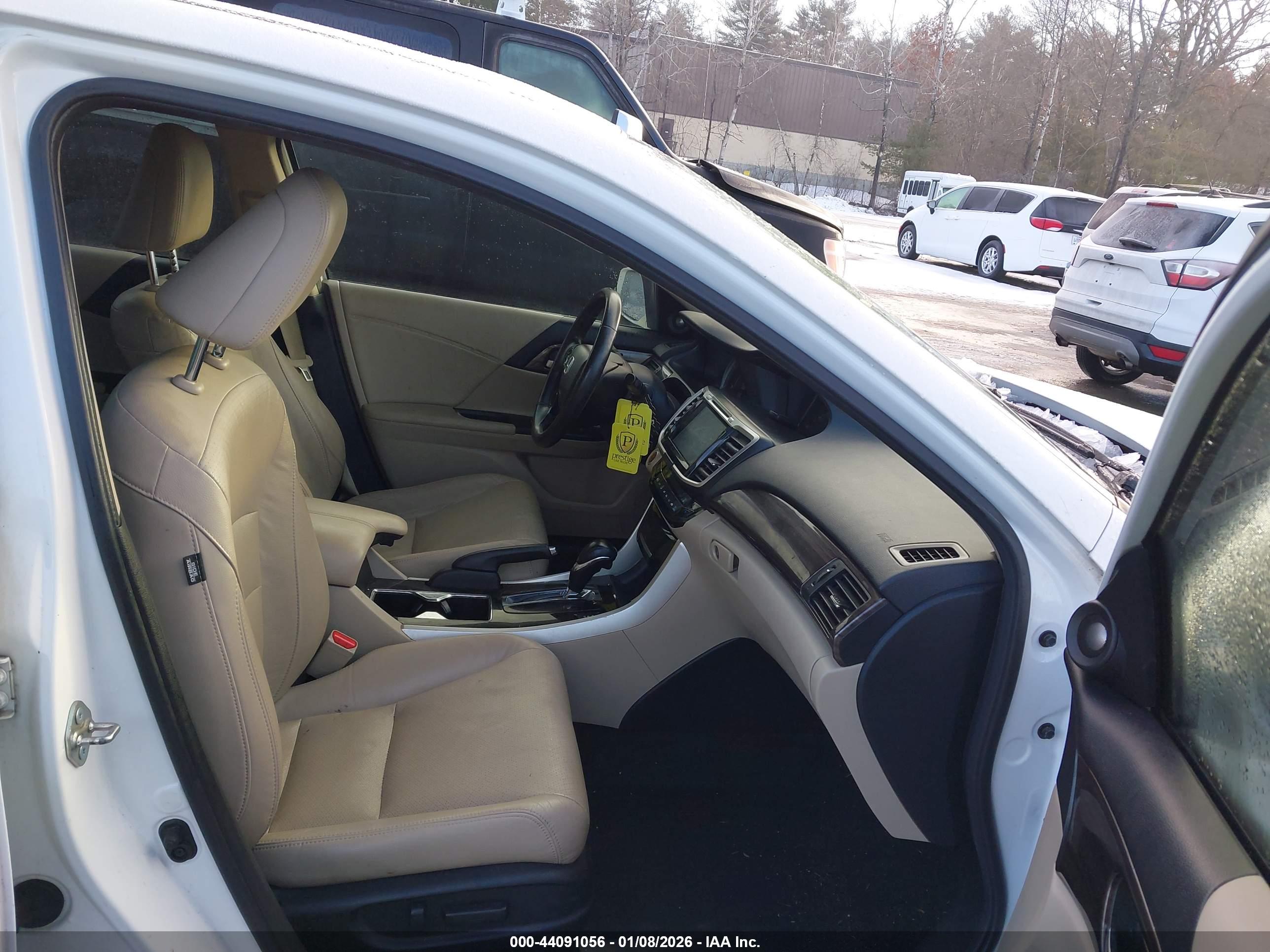 HONDA ACCORD image 5