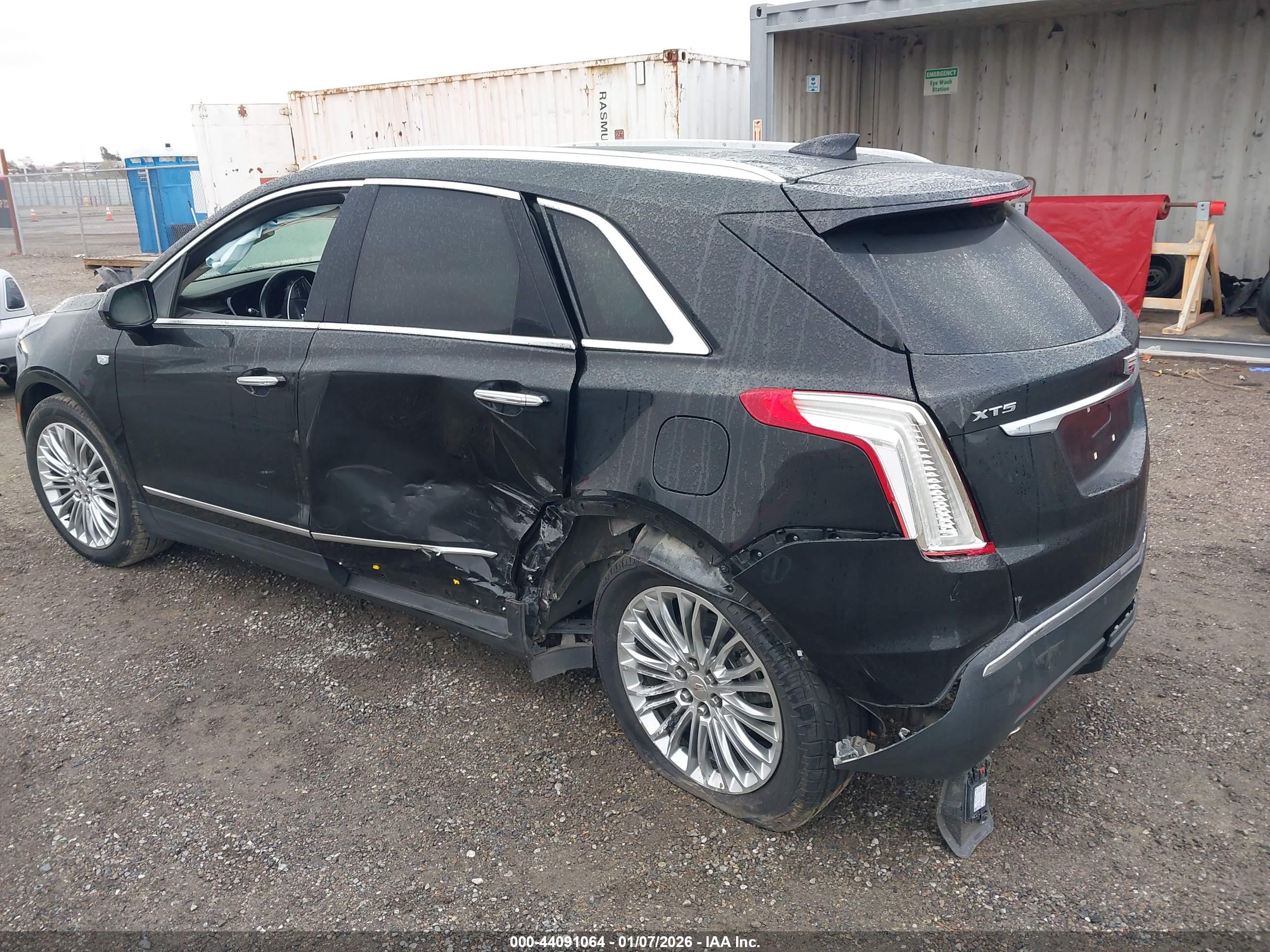 CADILLAC XT5 image 3