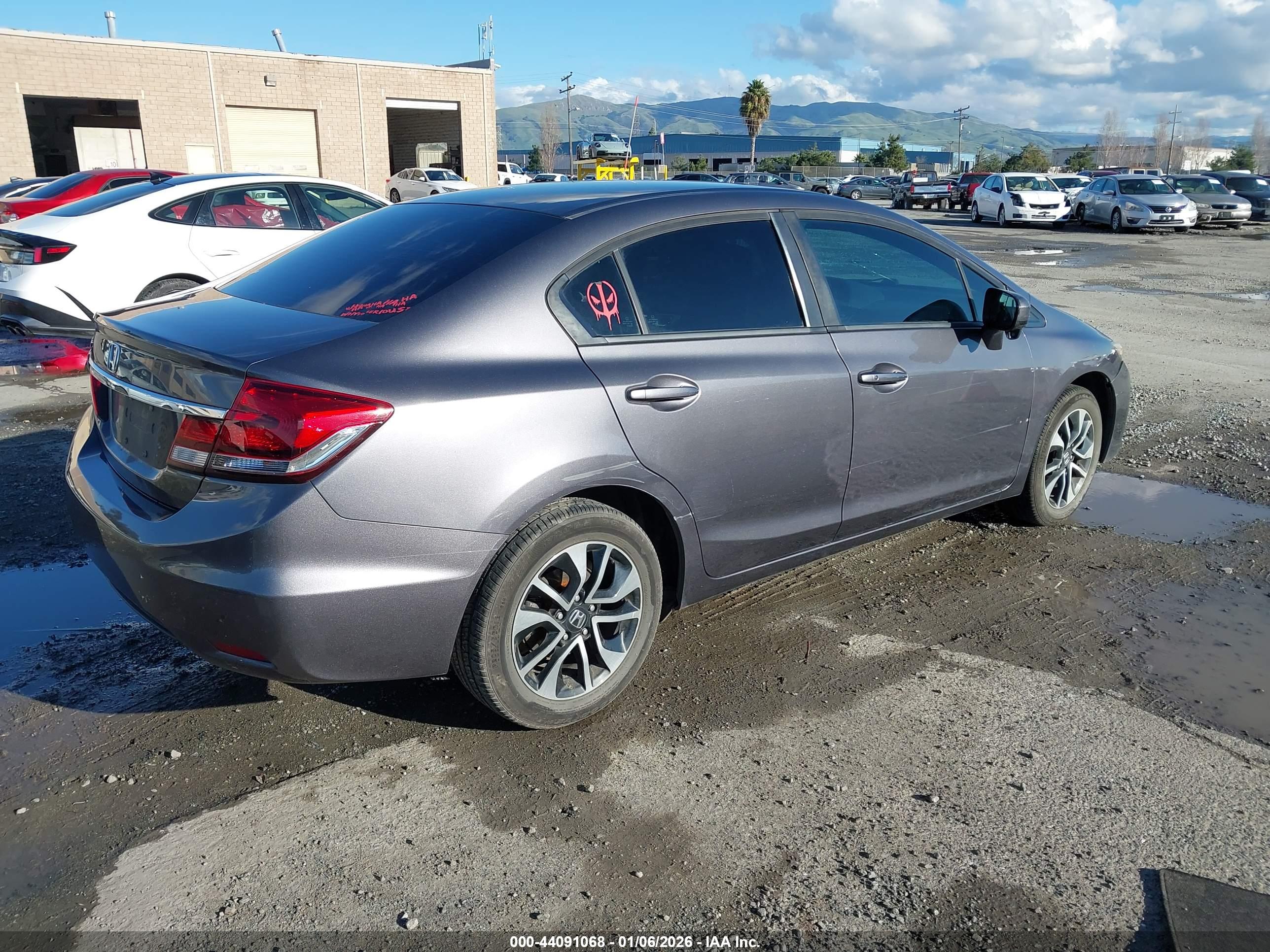 HONDA CIVIC image 4