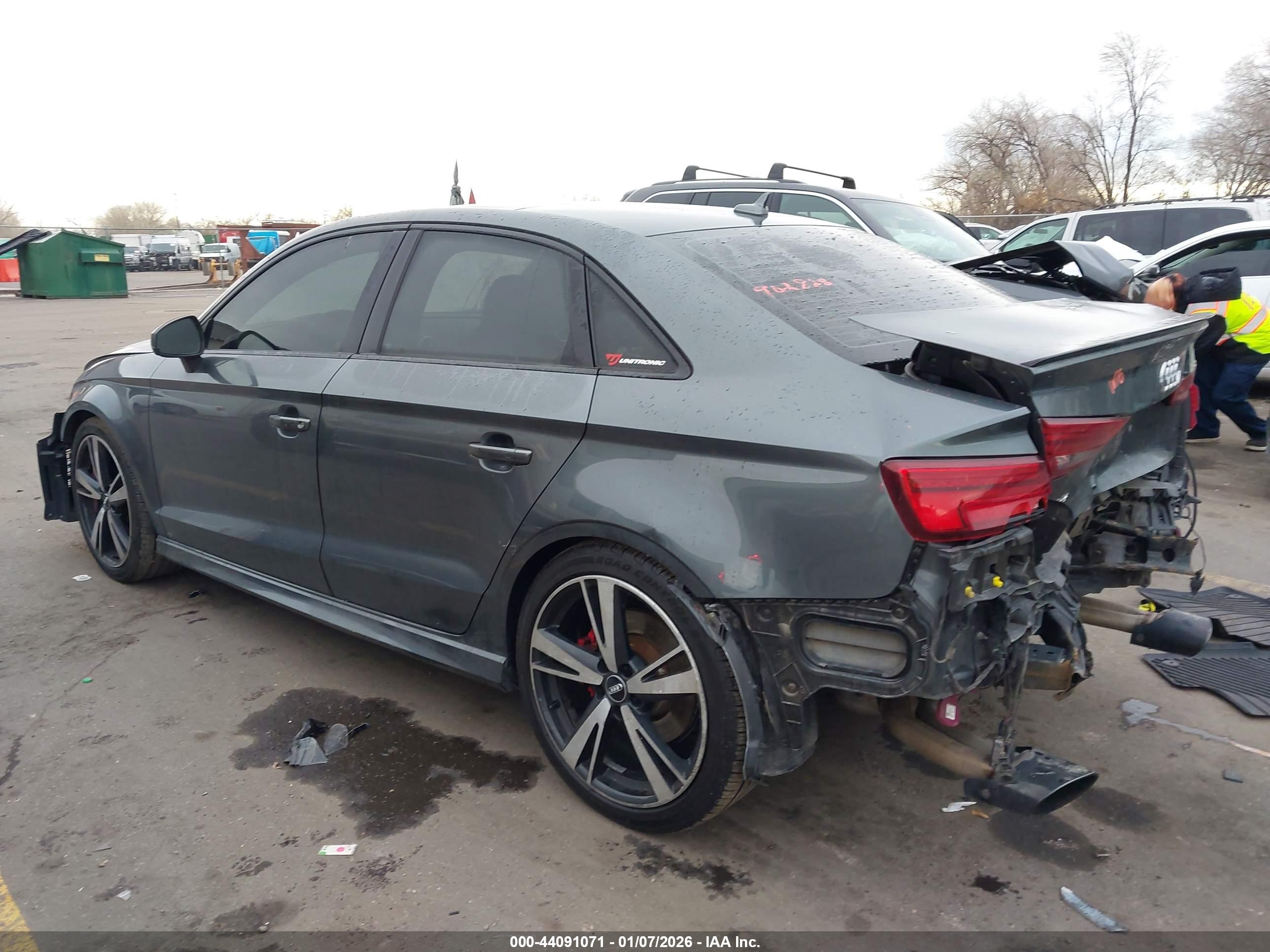 AUDI RS image 3