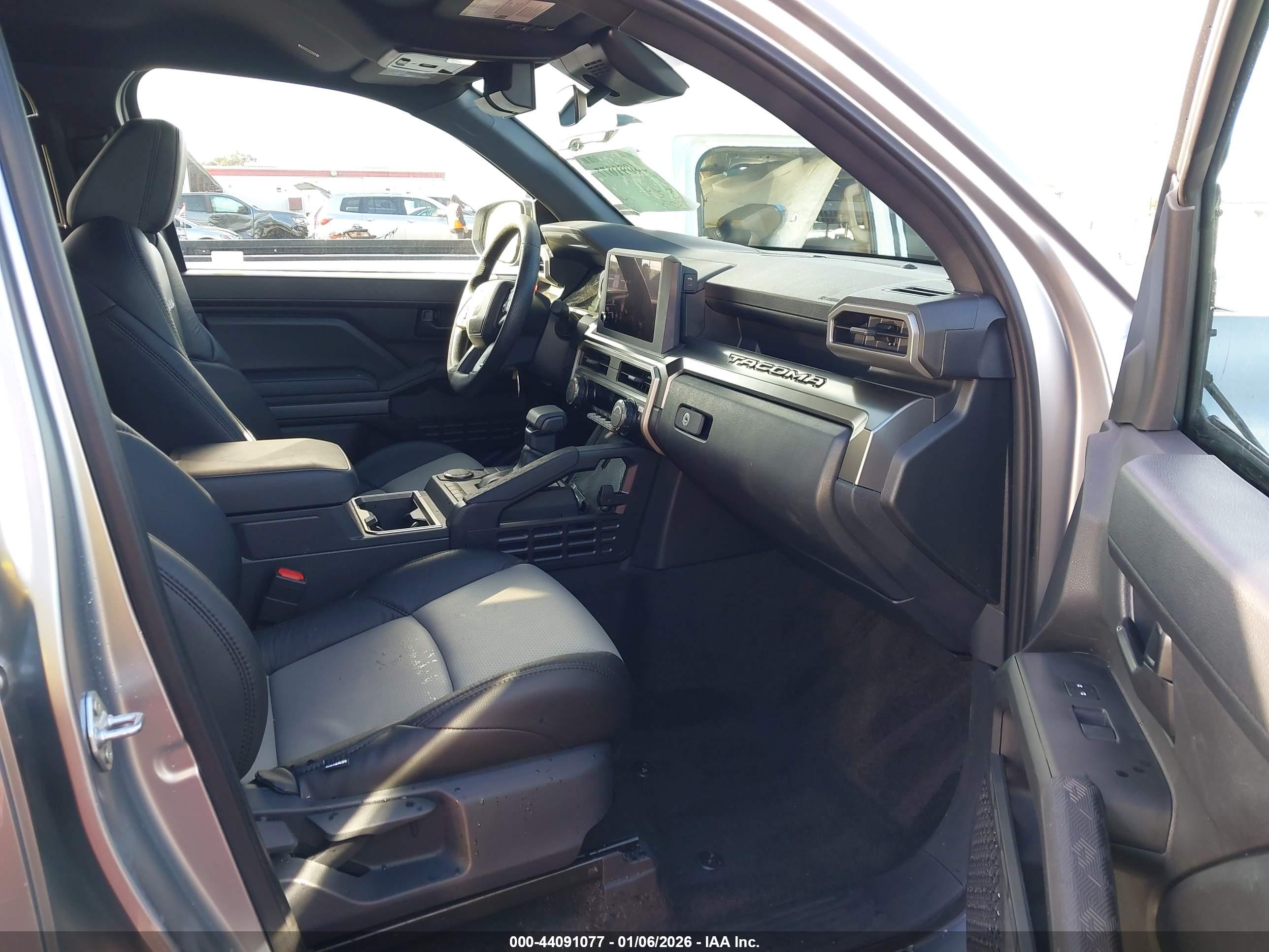 TOYOTA TACOMA image 5