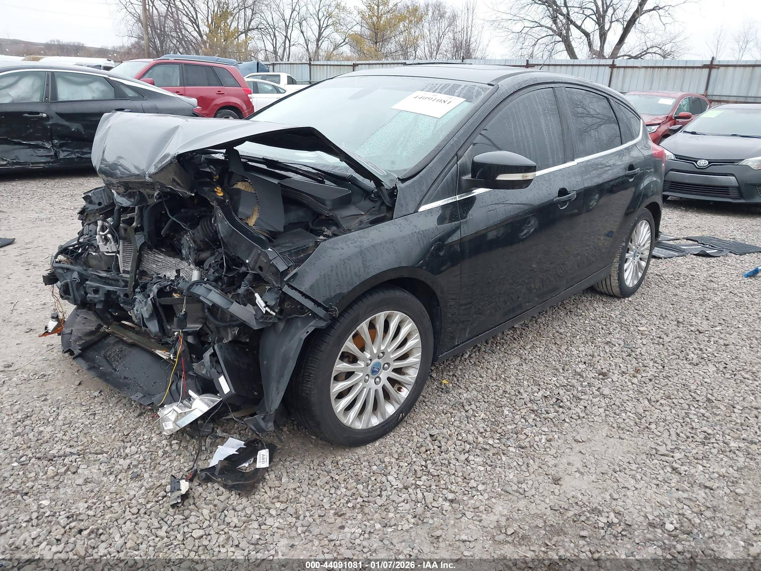 FORD FOCUS image 2