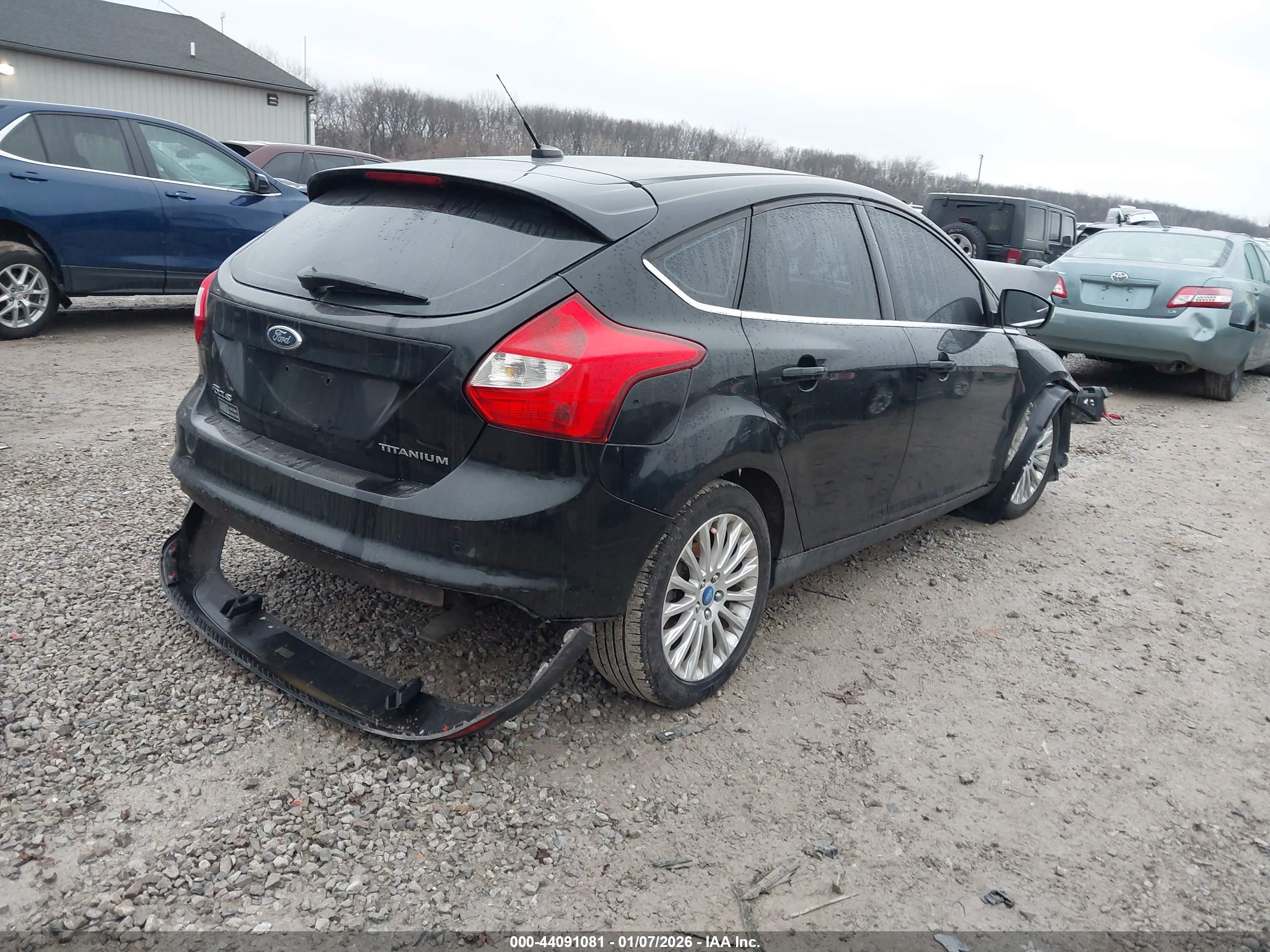 FORD FOCUS image 4