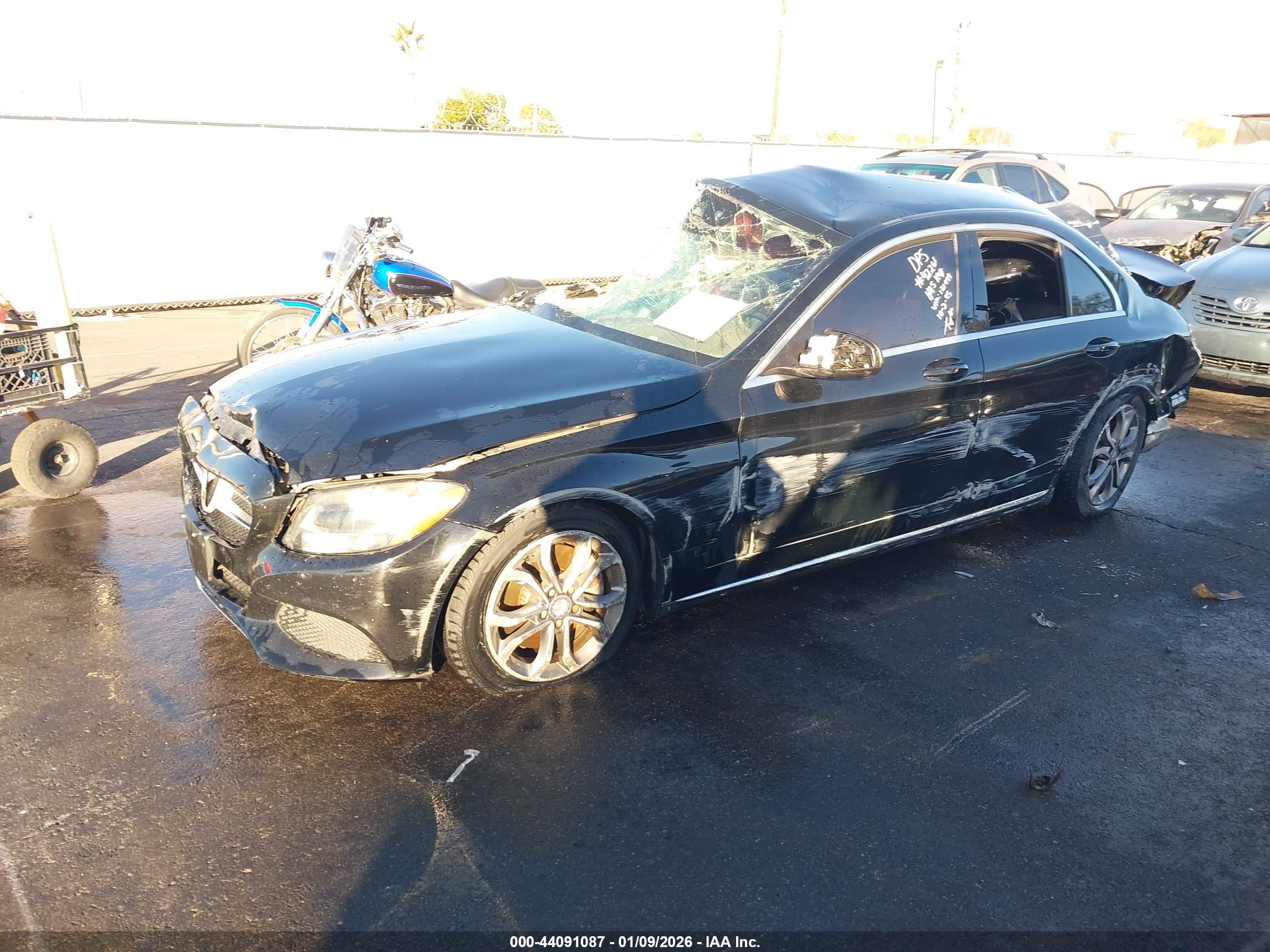 MERCEDES-BENZ C image 2