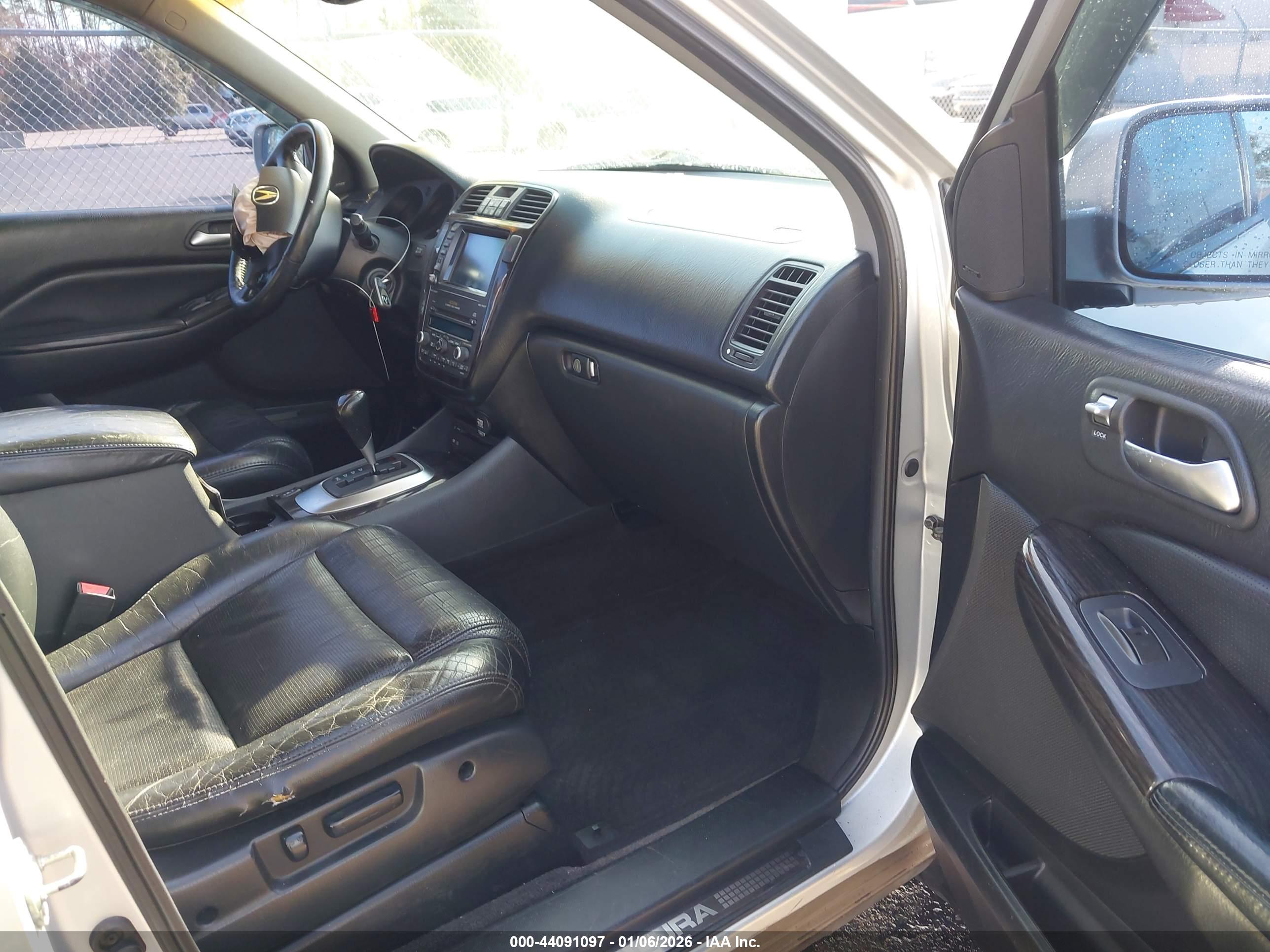 ACURA MDX image 5
