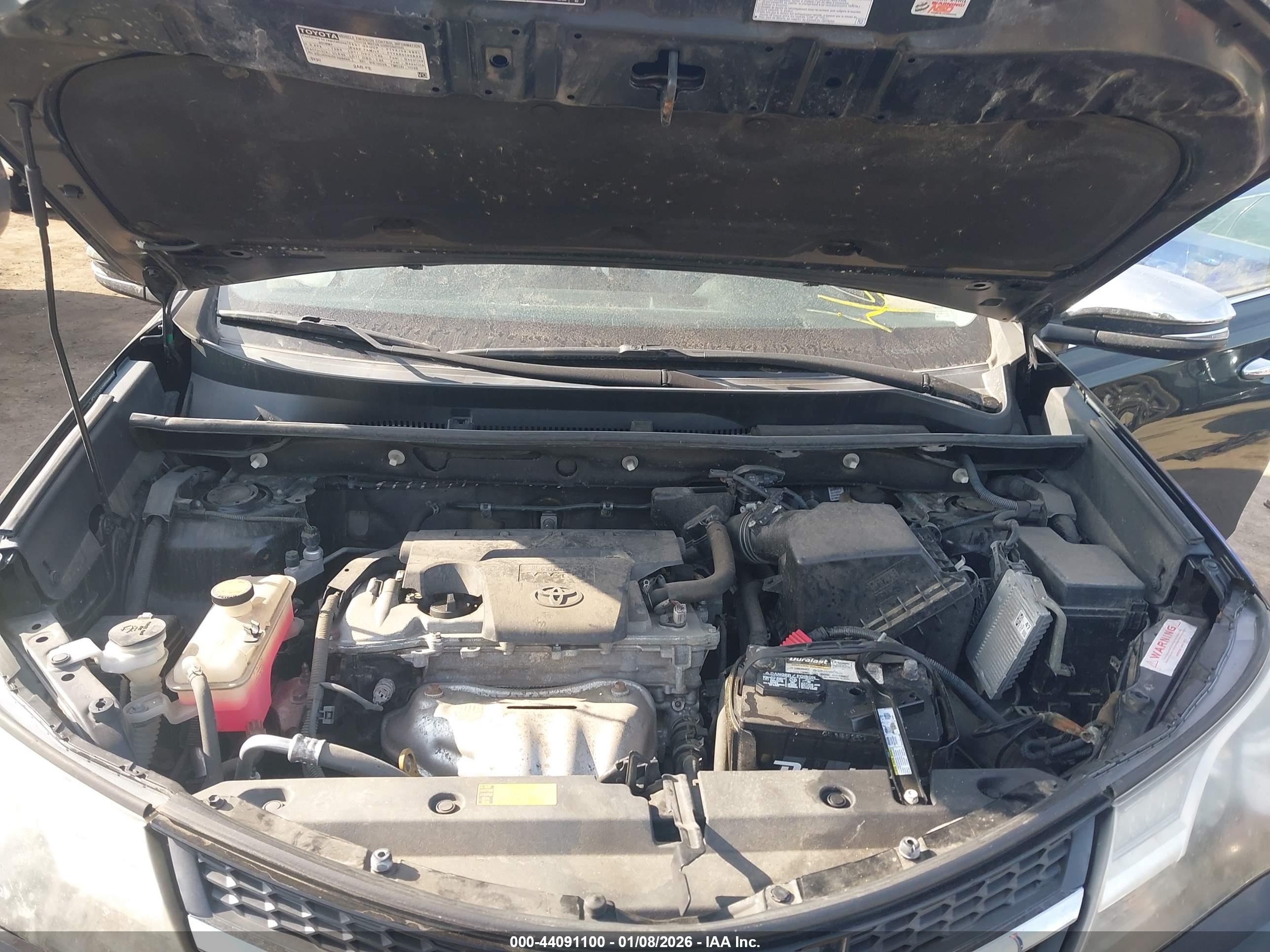 TOYOTA RAV4 image 10