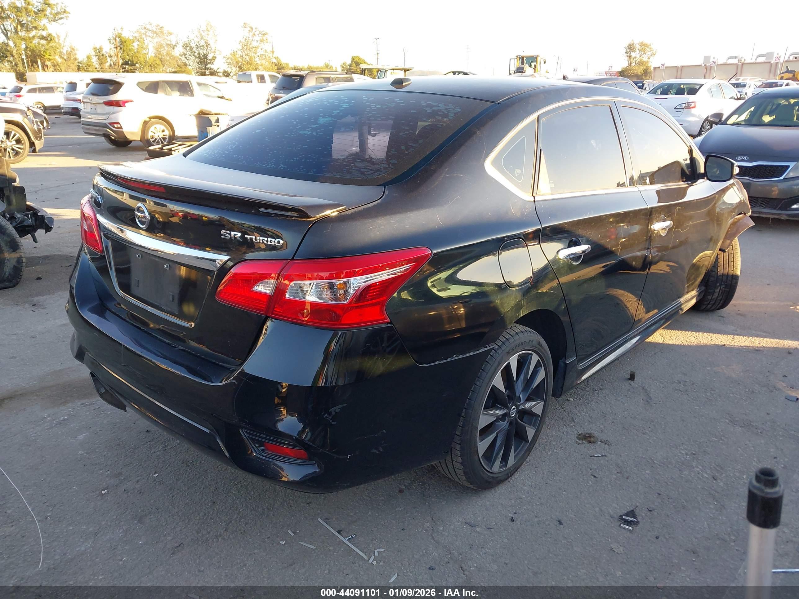 NISSAN SENTRA image 4