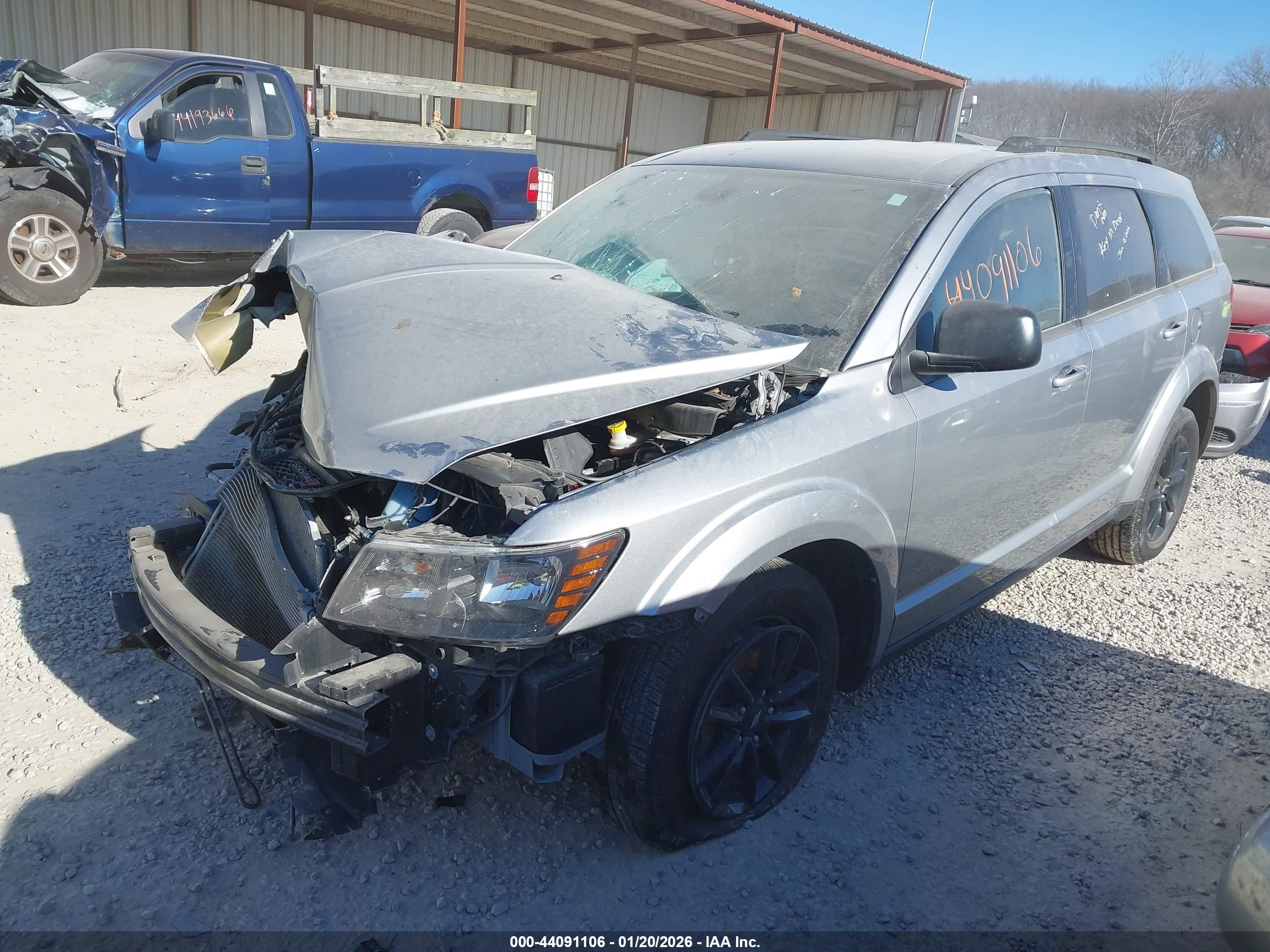 DODGE JOURNEY image 2