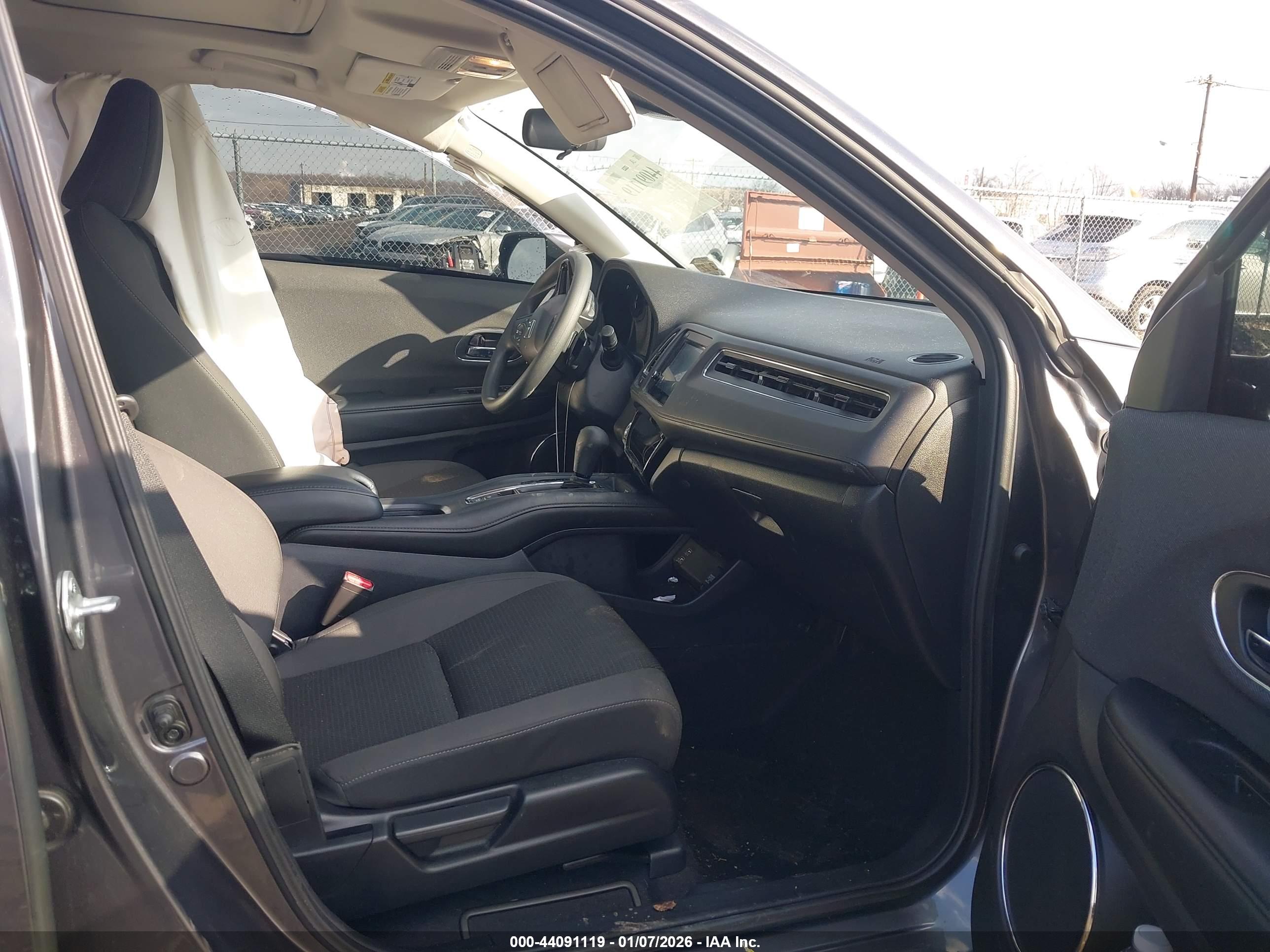 HONDA HR-V image 5