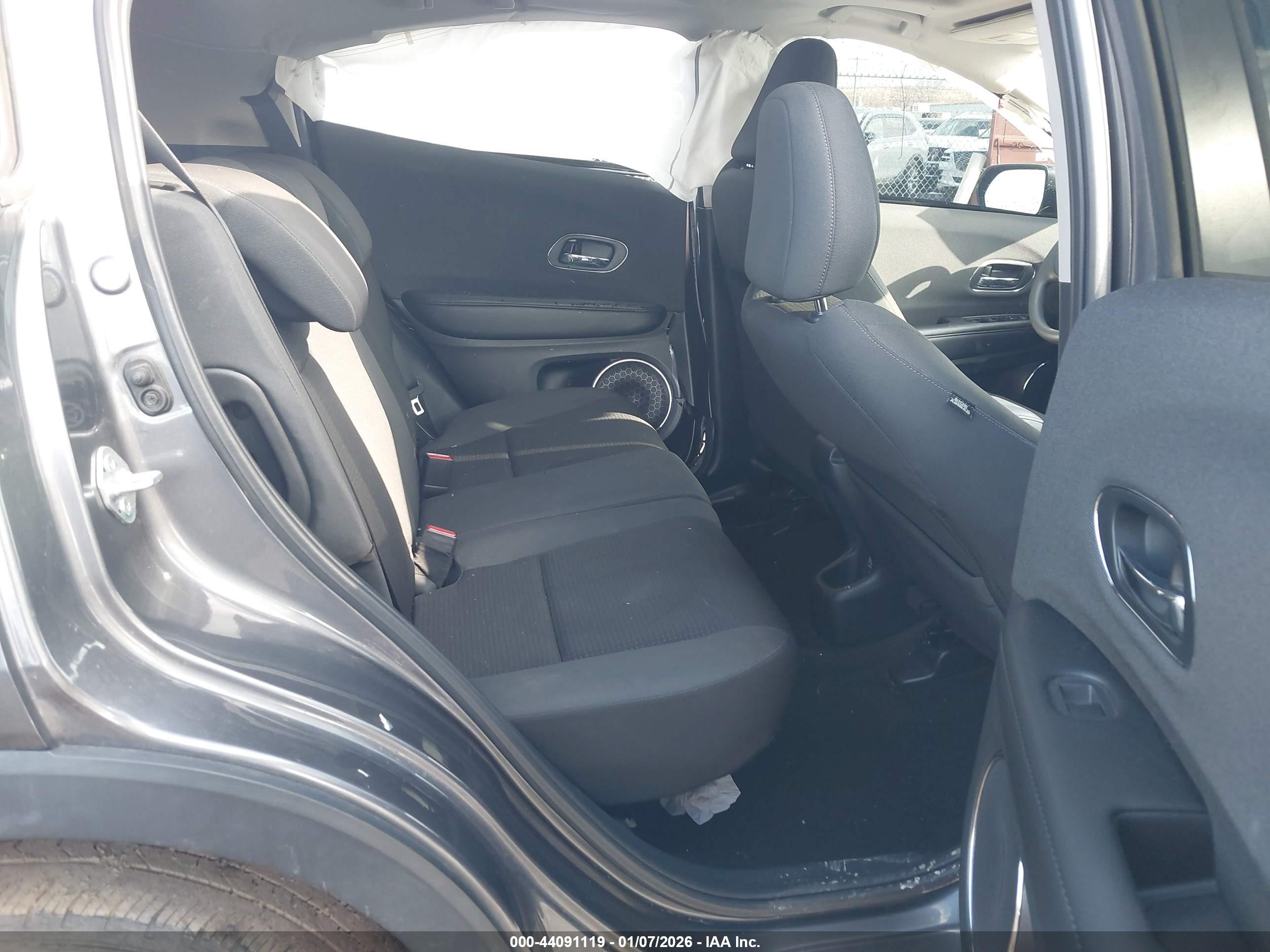 HONDA HR-V image 8