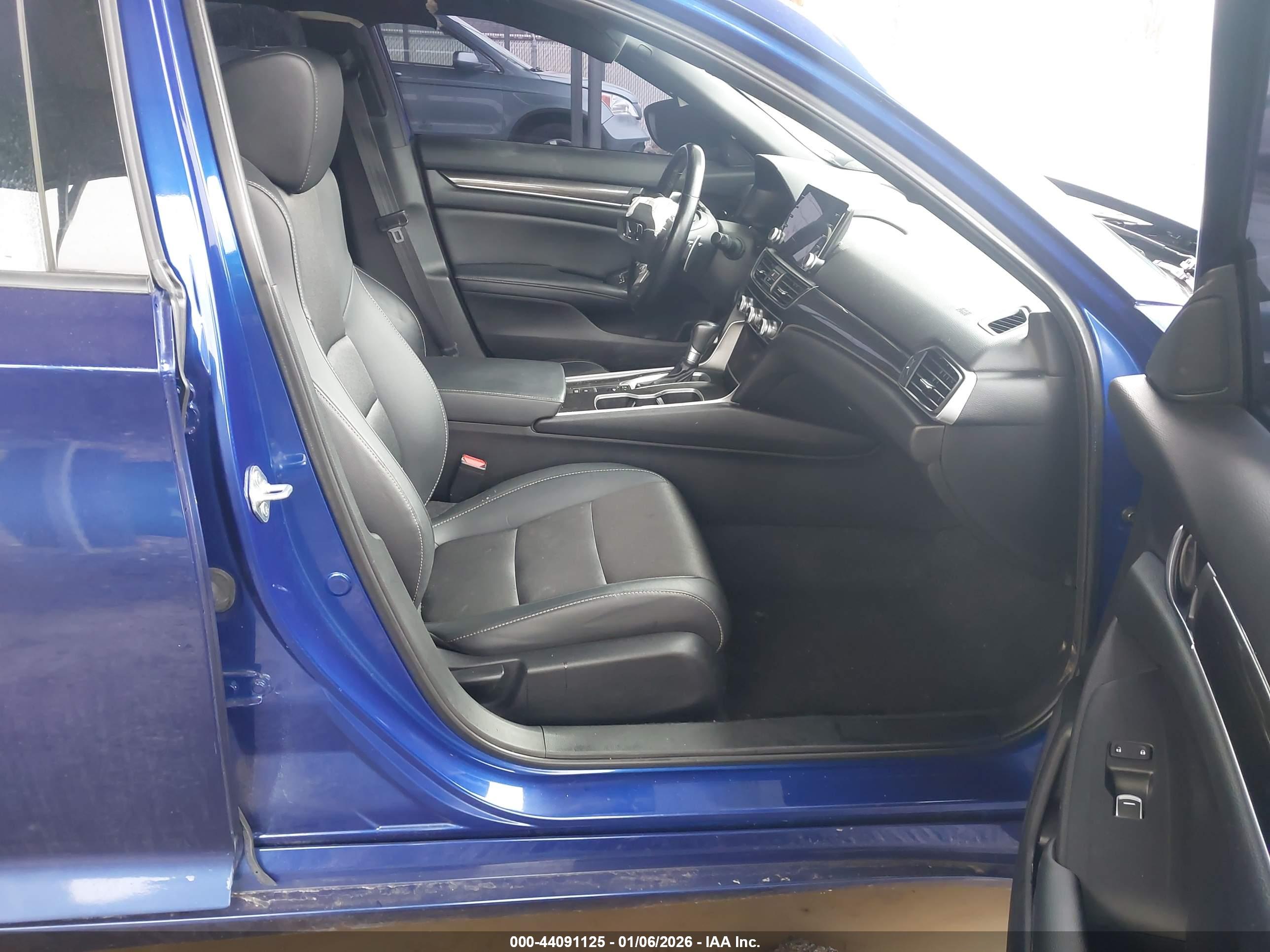 HONDA ACCORD image 5