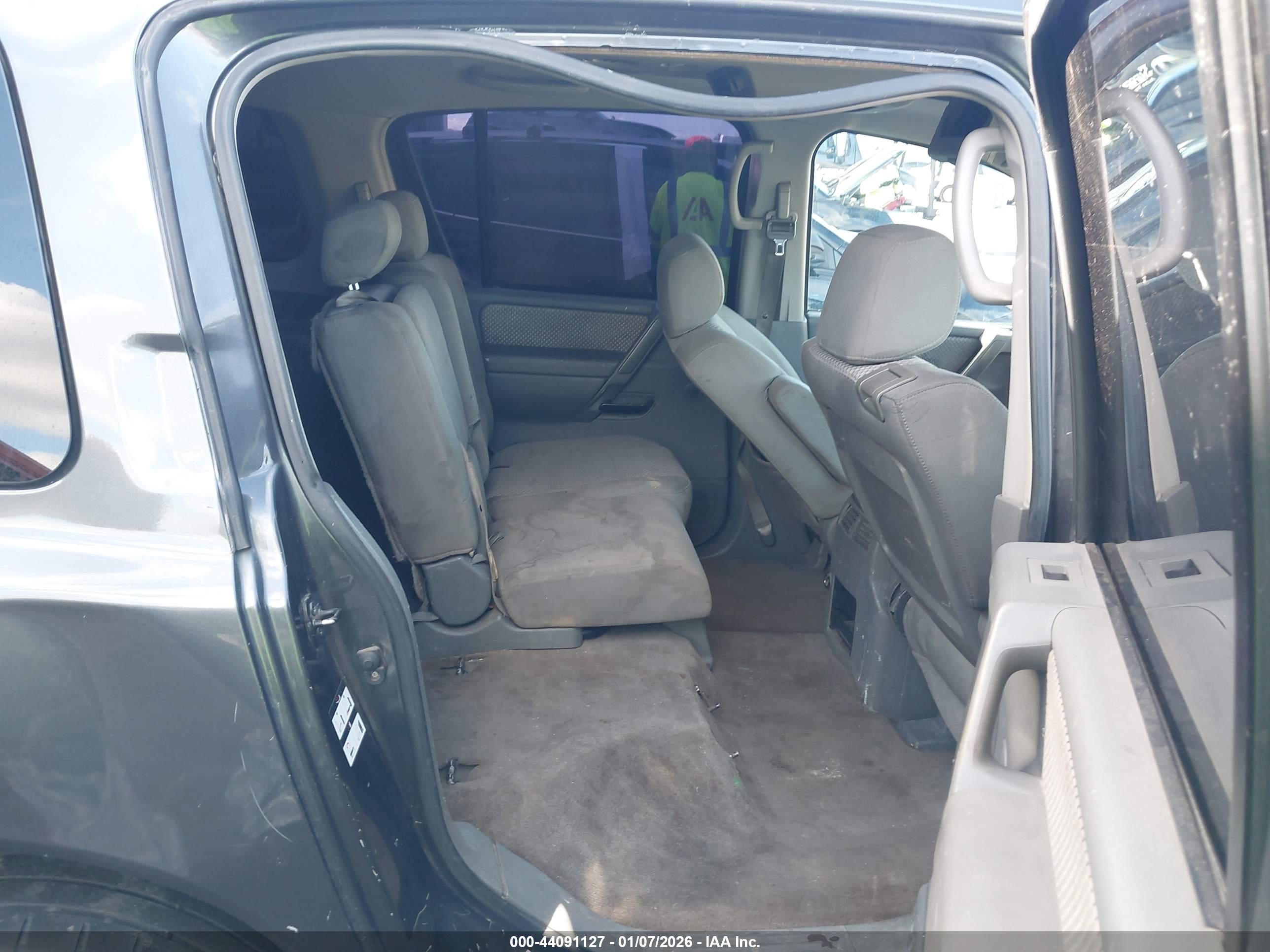 NISSAN ARMADA image 8