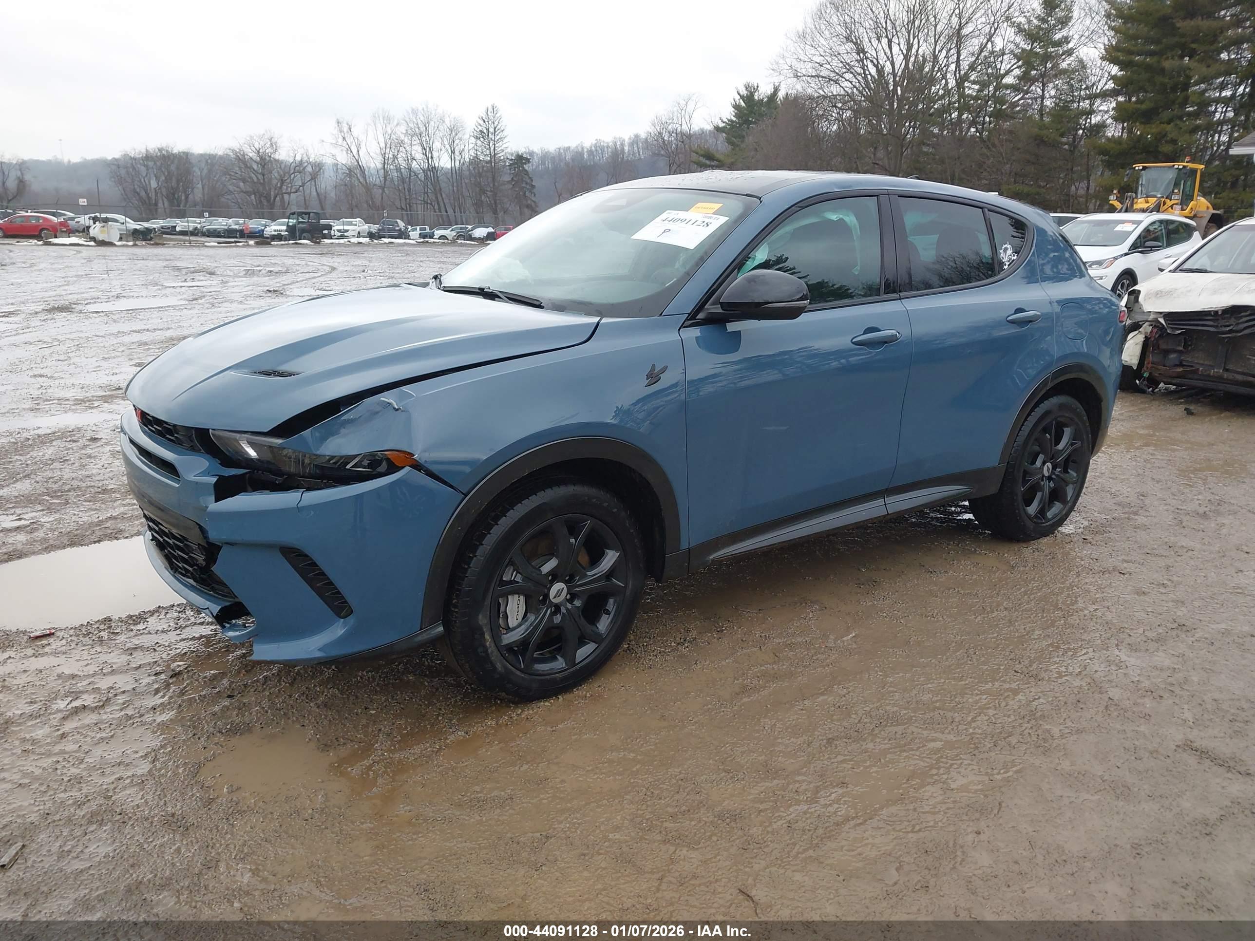 DODGE HORNET image 2