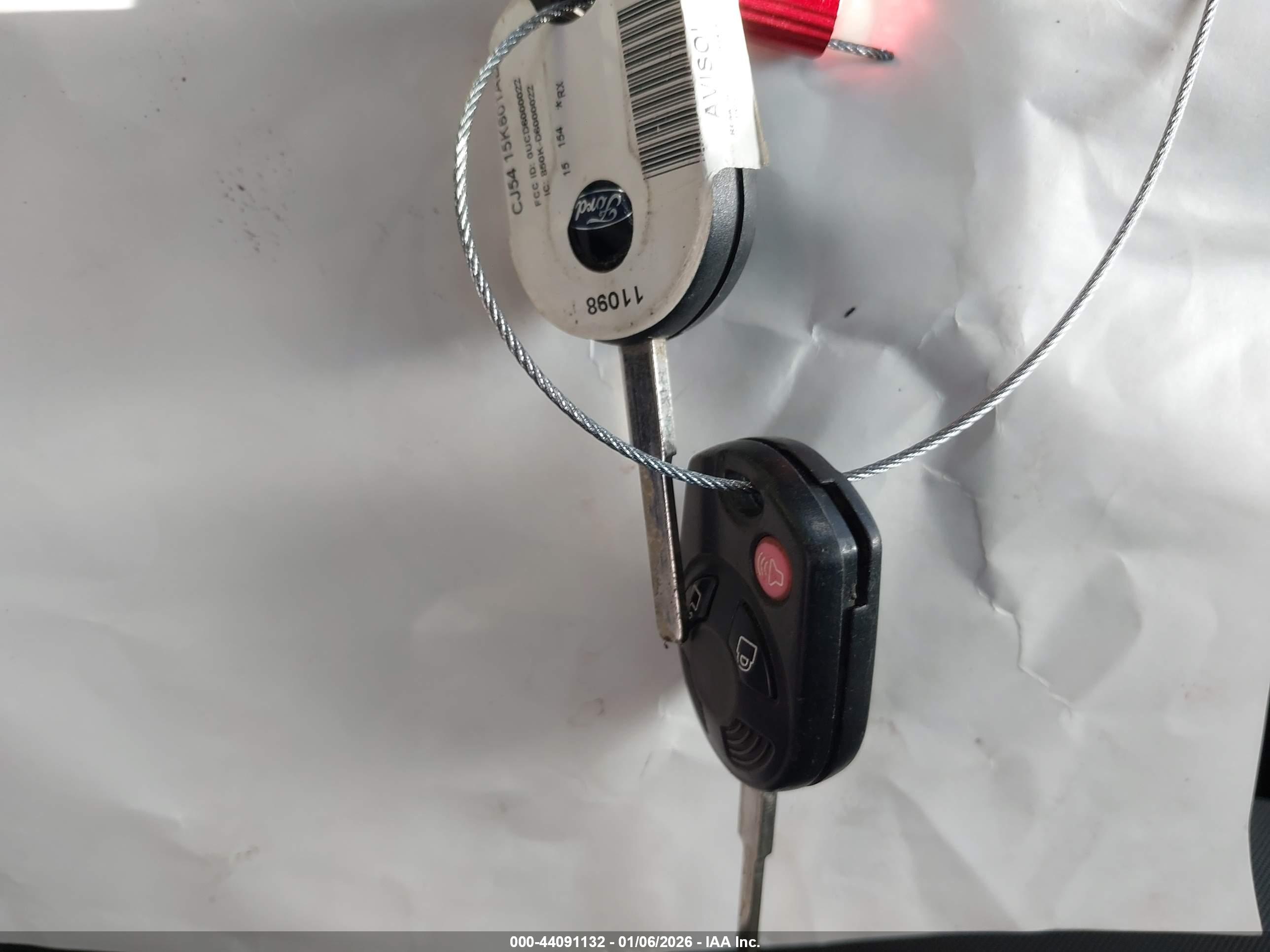 FORD ESCAPE image 11