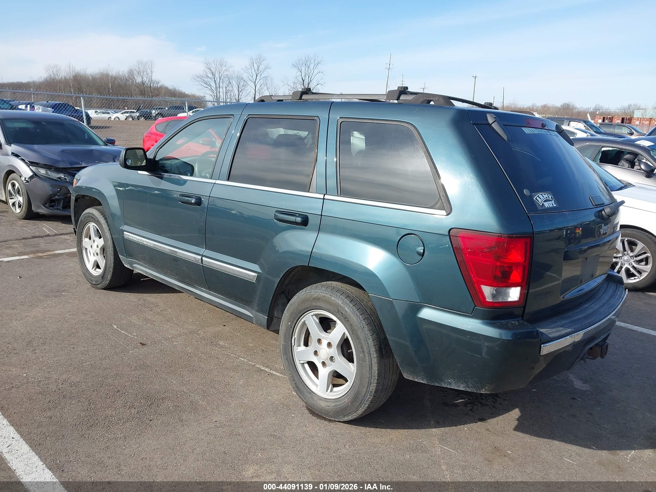 JEEP GRAND image 3