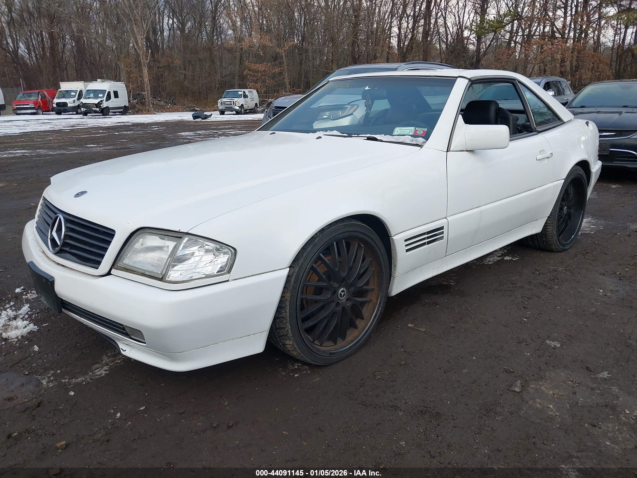 MERCEDES-BENZ SL image 2