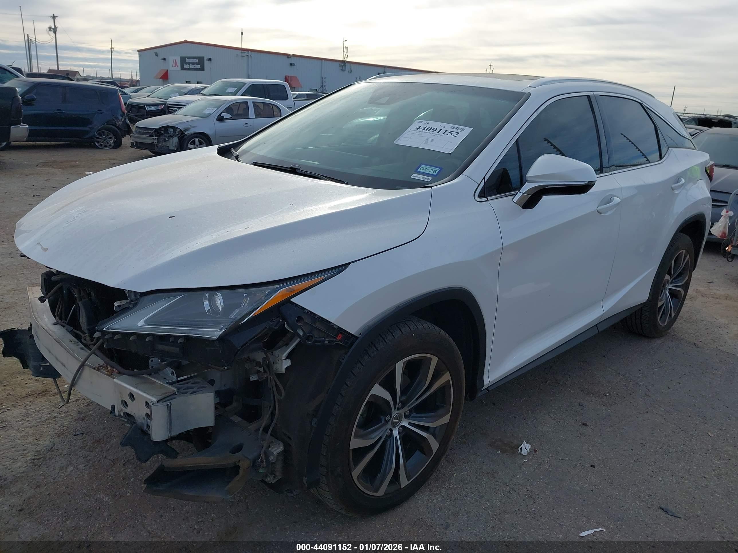 LEXUS RX image 2