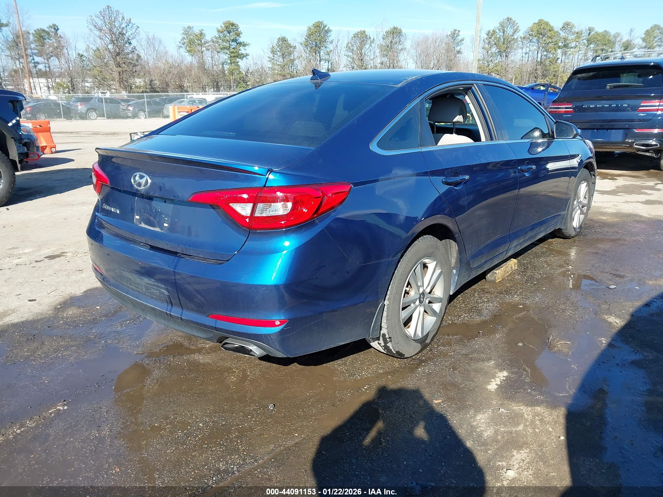 HYUNDAI SONATA image 4