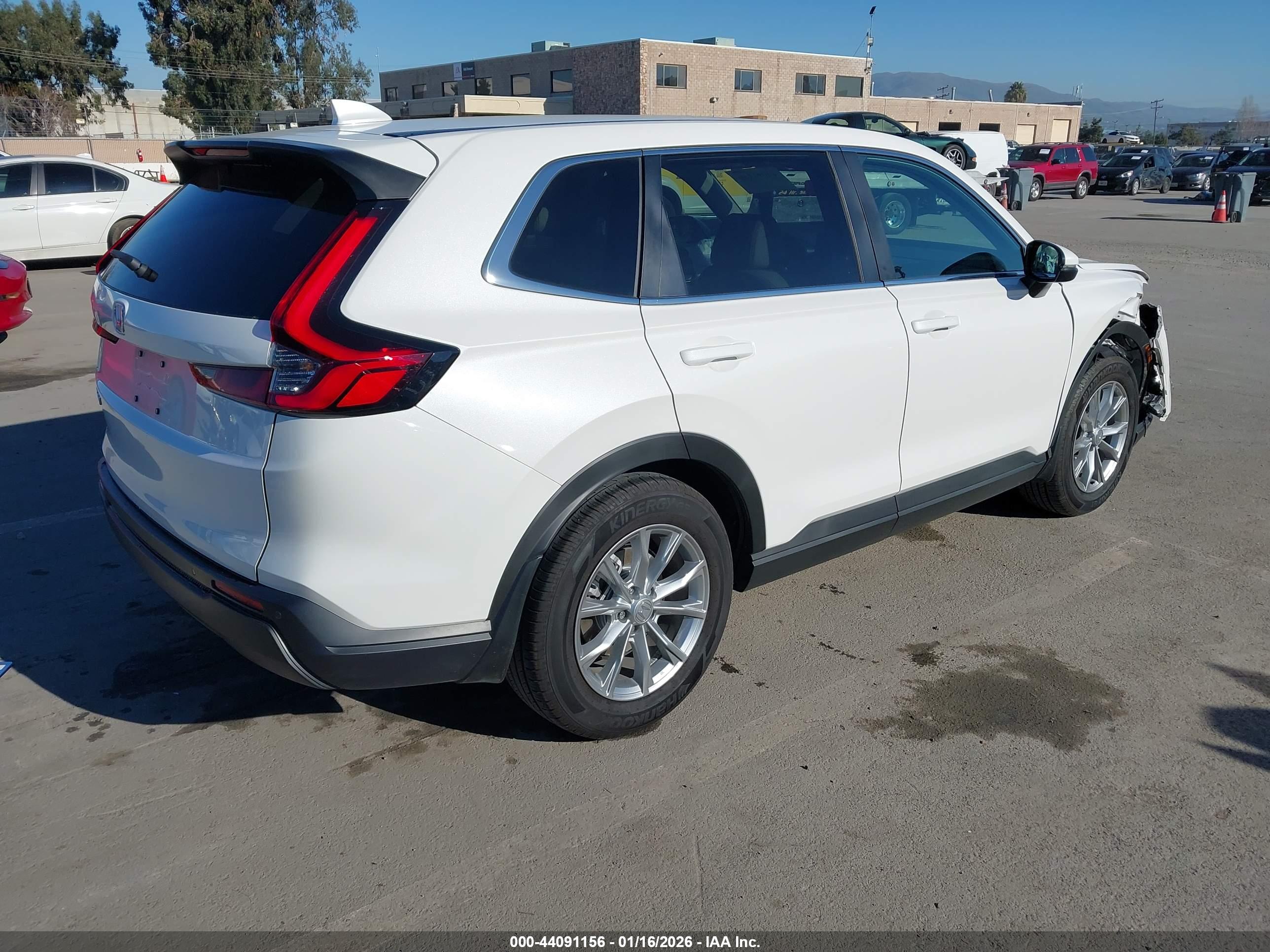 HONDA CR-V image 4