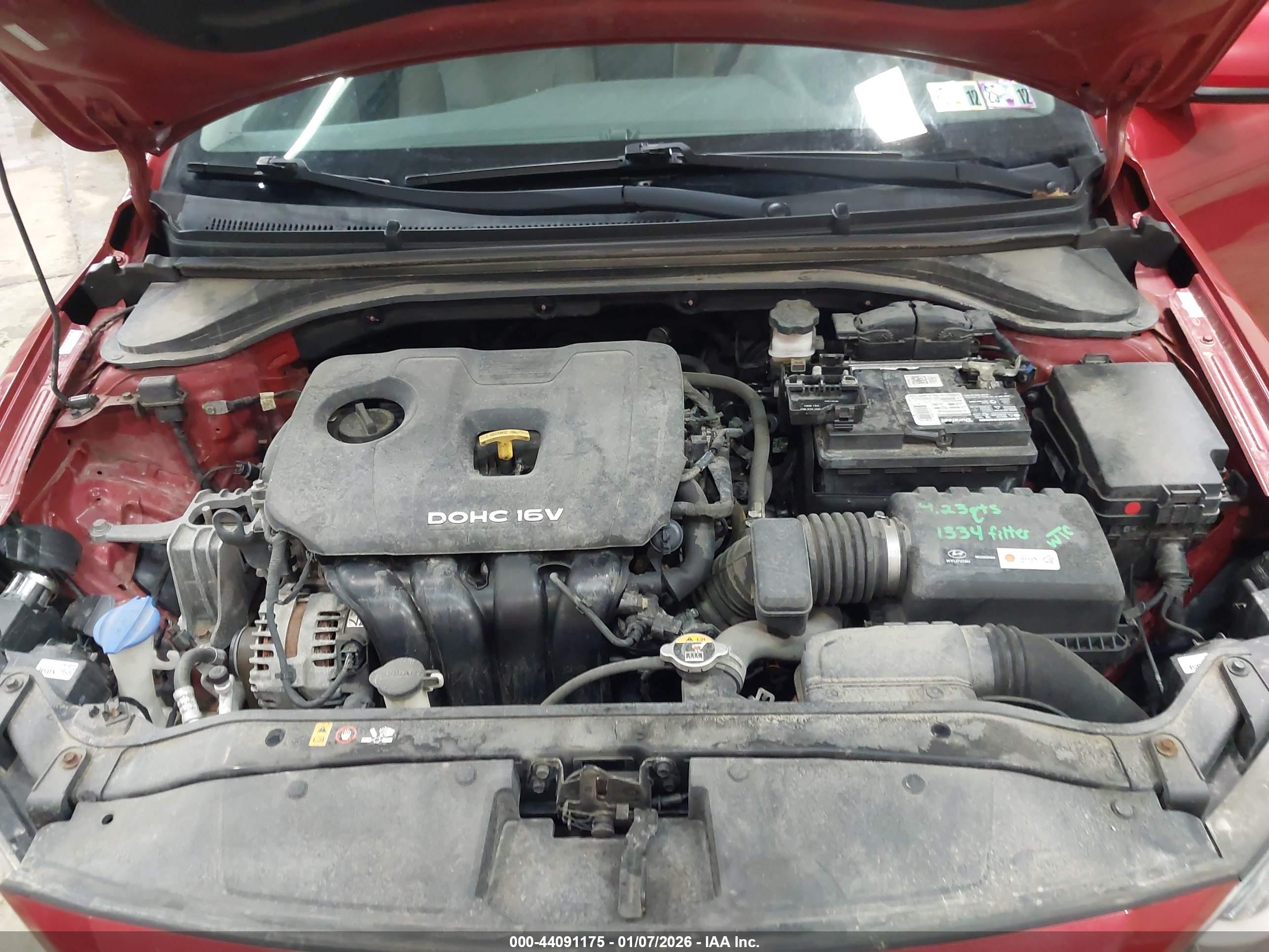 HYUNDAI ELANTRA image 10
