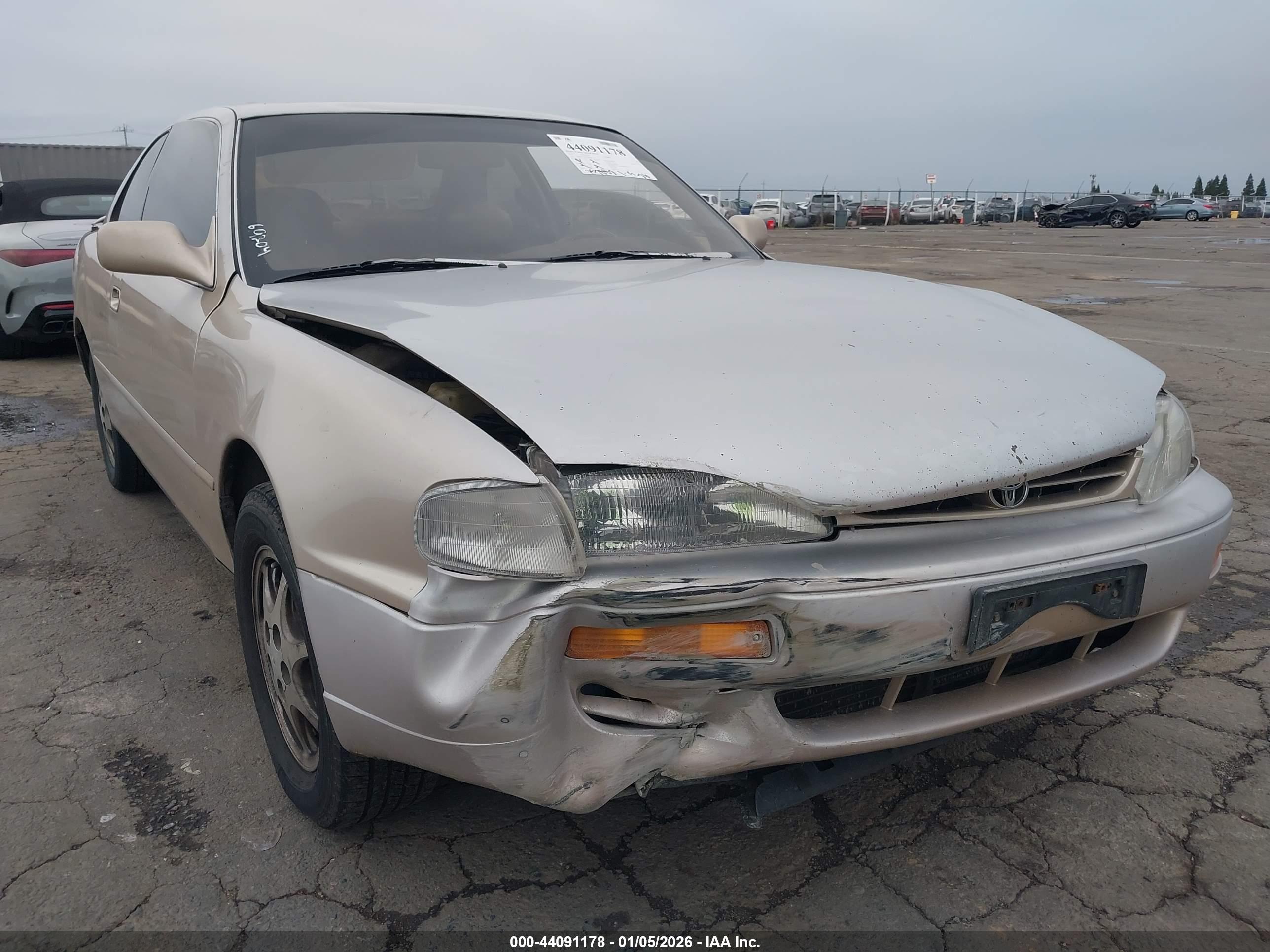 TOYOTA CAMRY image 6