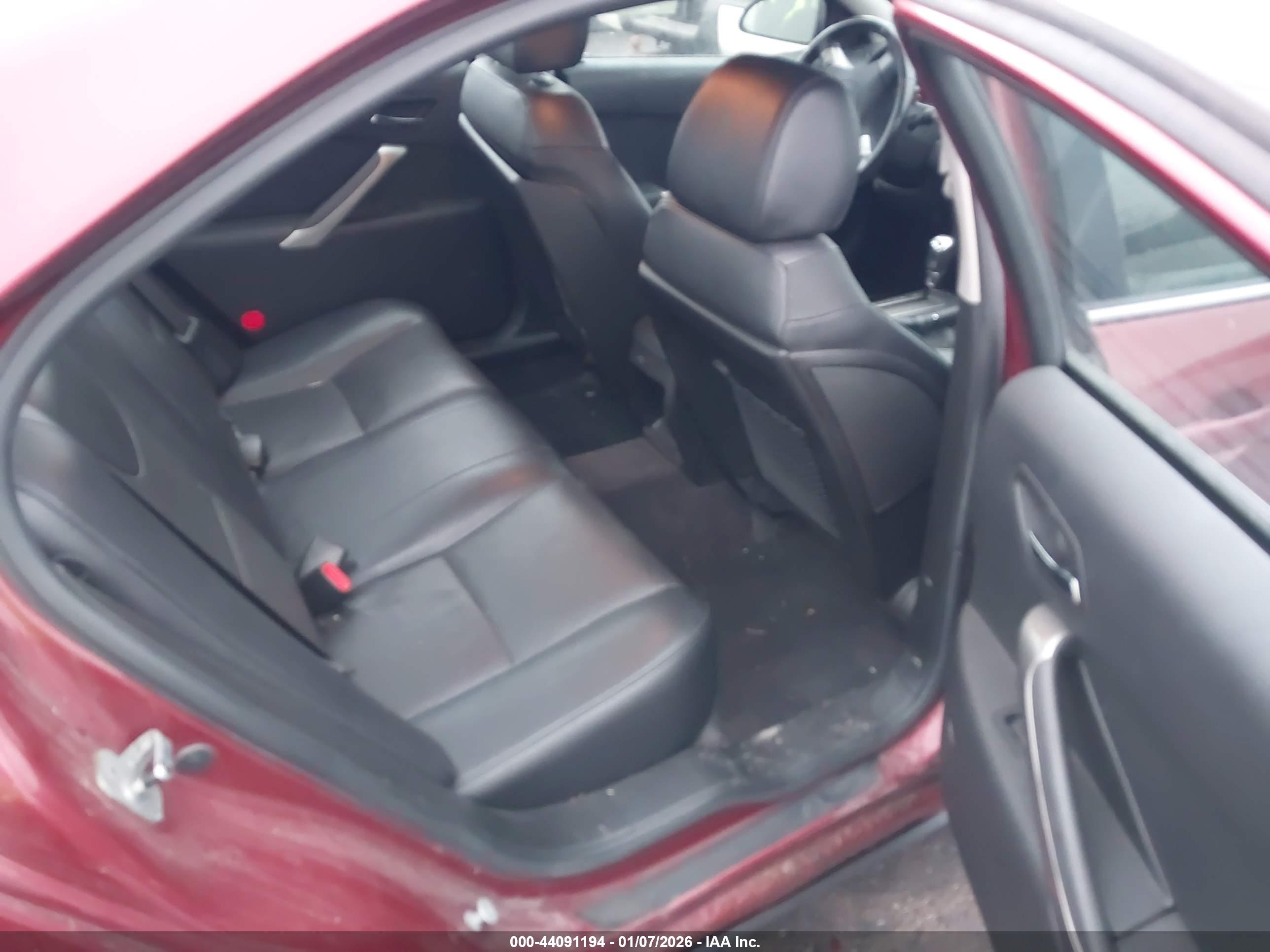 PONTIAC G6 image 8