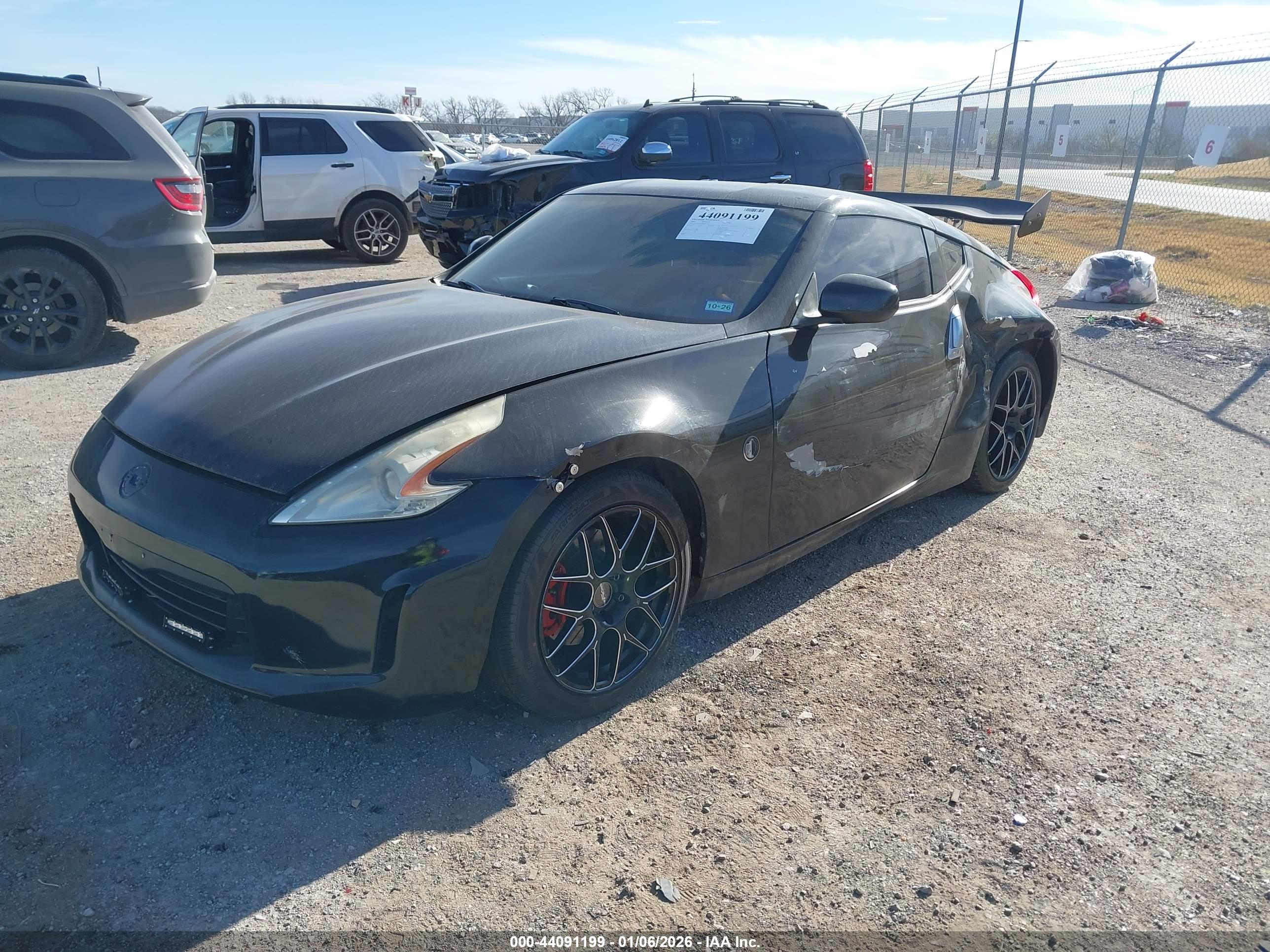 NISSAN 370Z image 2