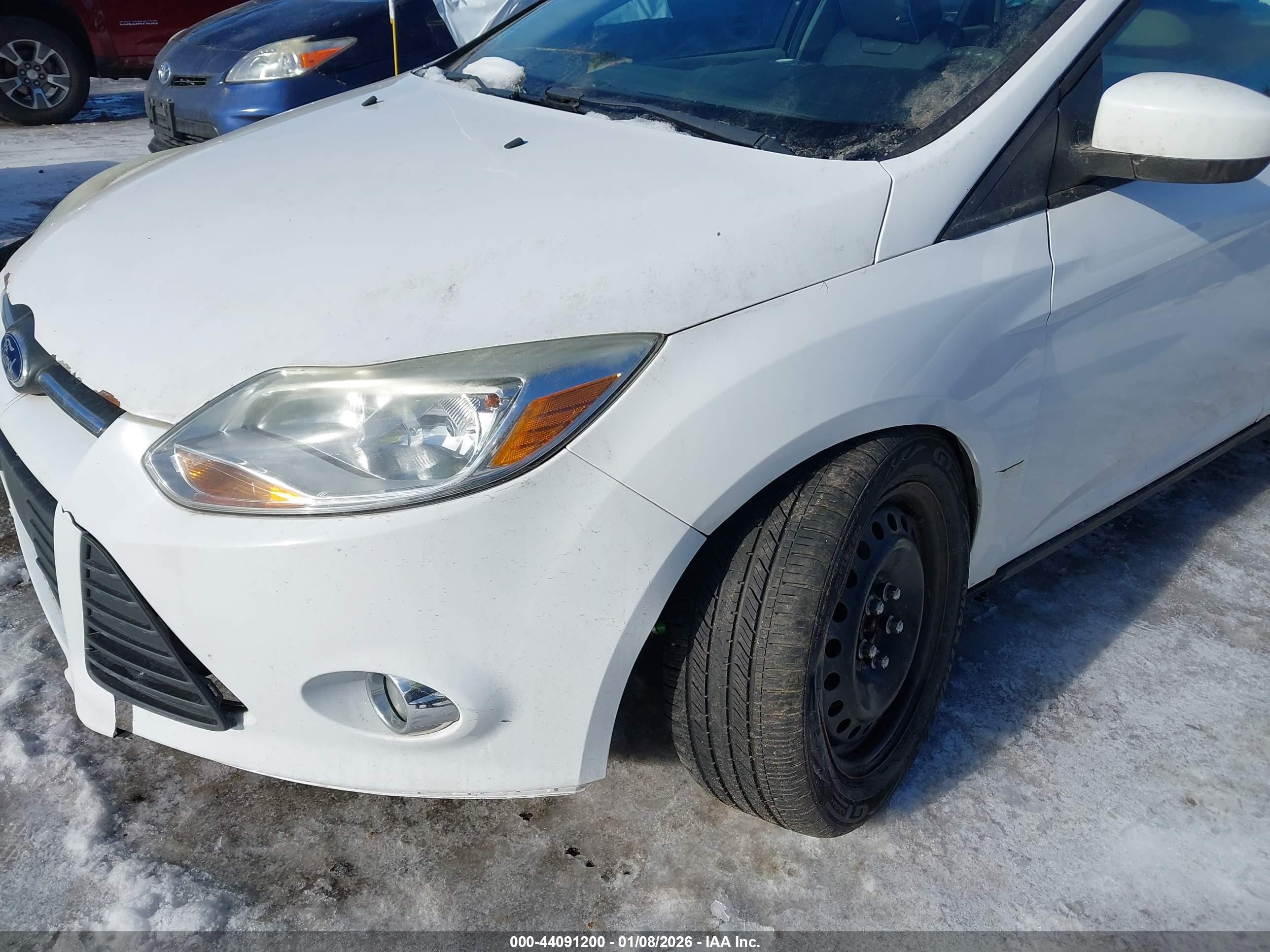 FORD FOCUS image 6