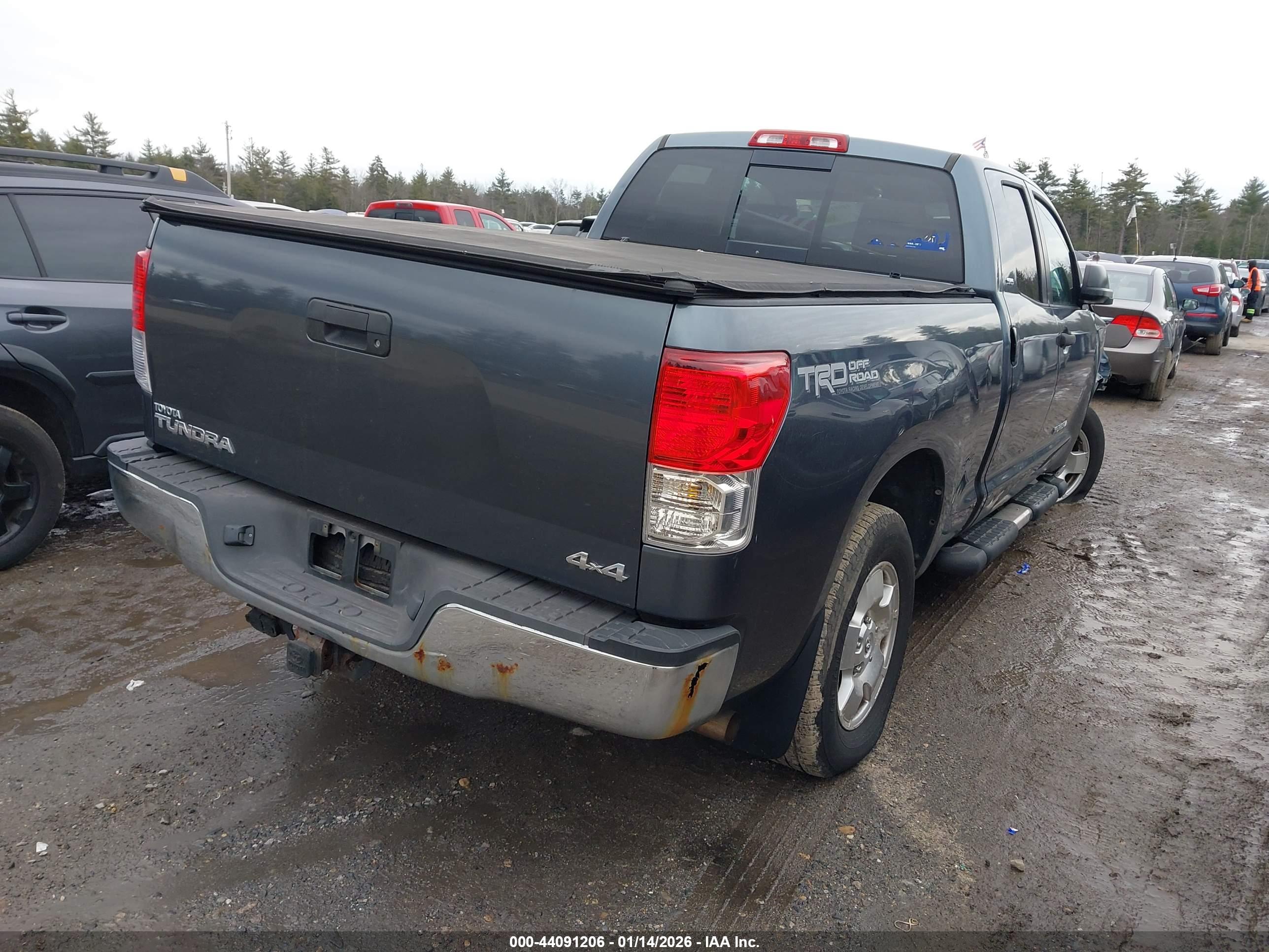 TOYOTA TUNDRA image 4