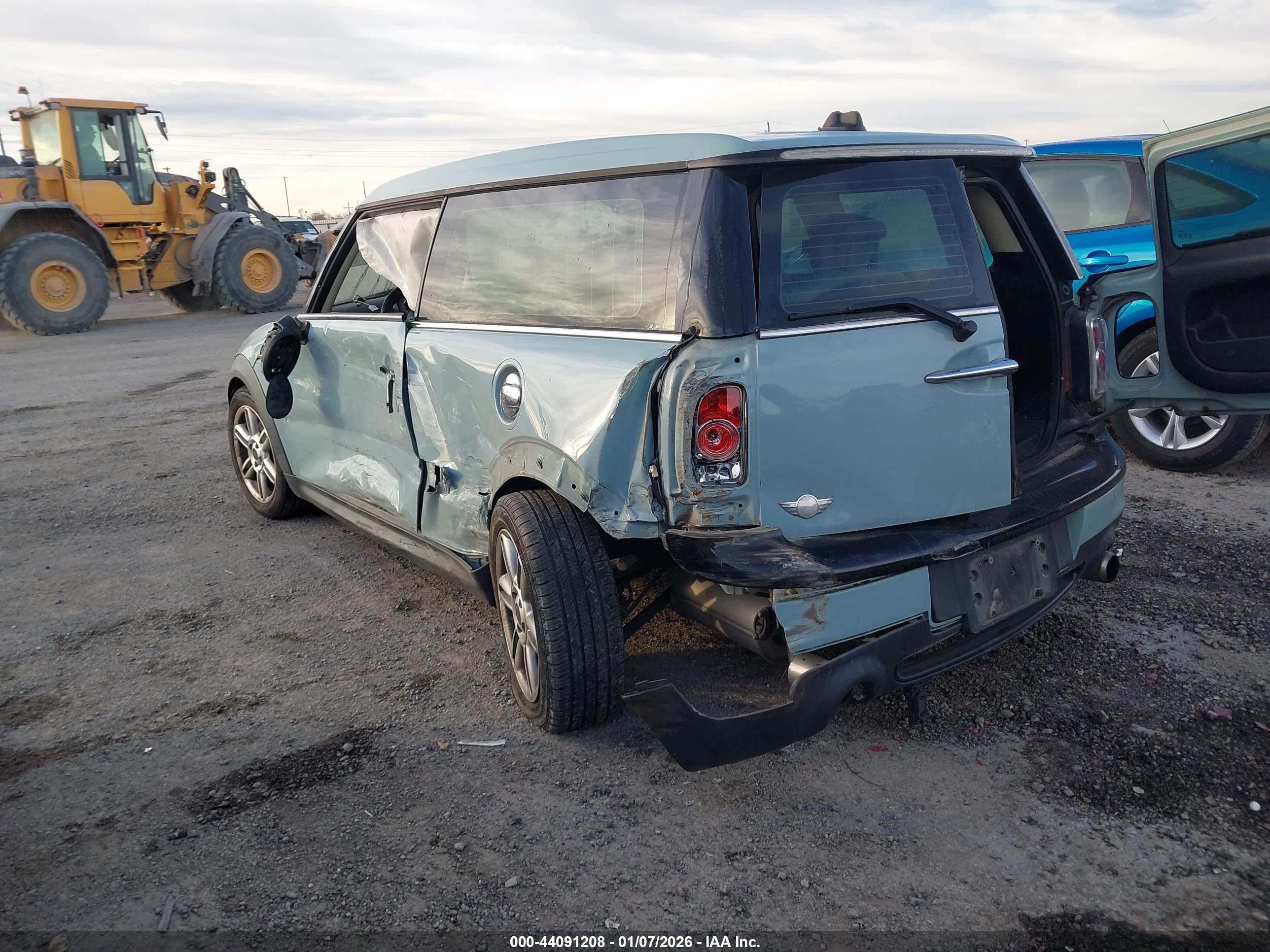 MINI COOPER image 3