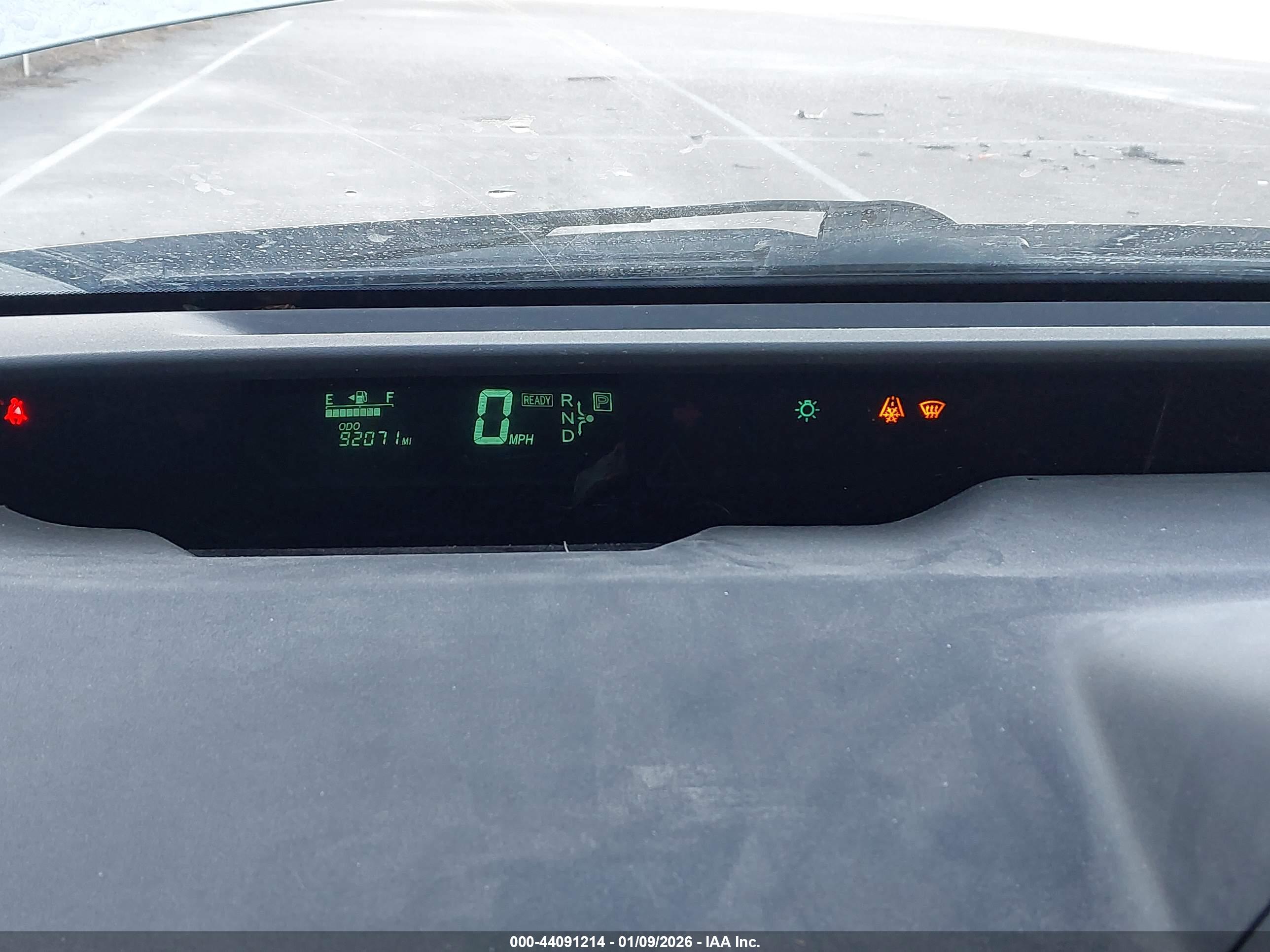 TOYOTA PRIUS image 7