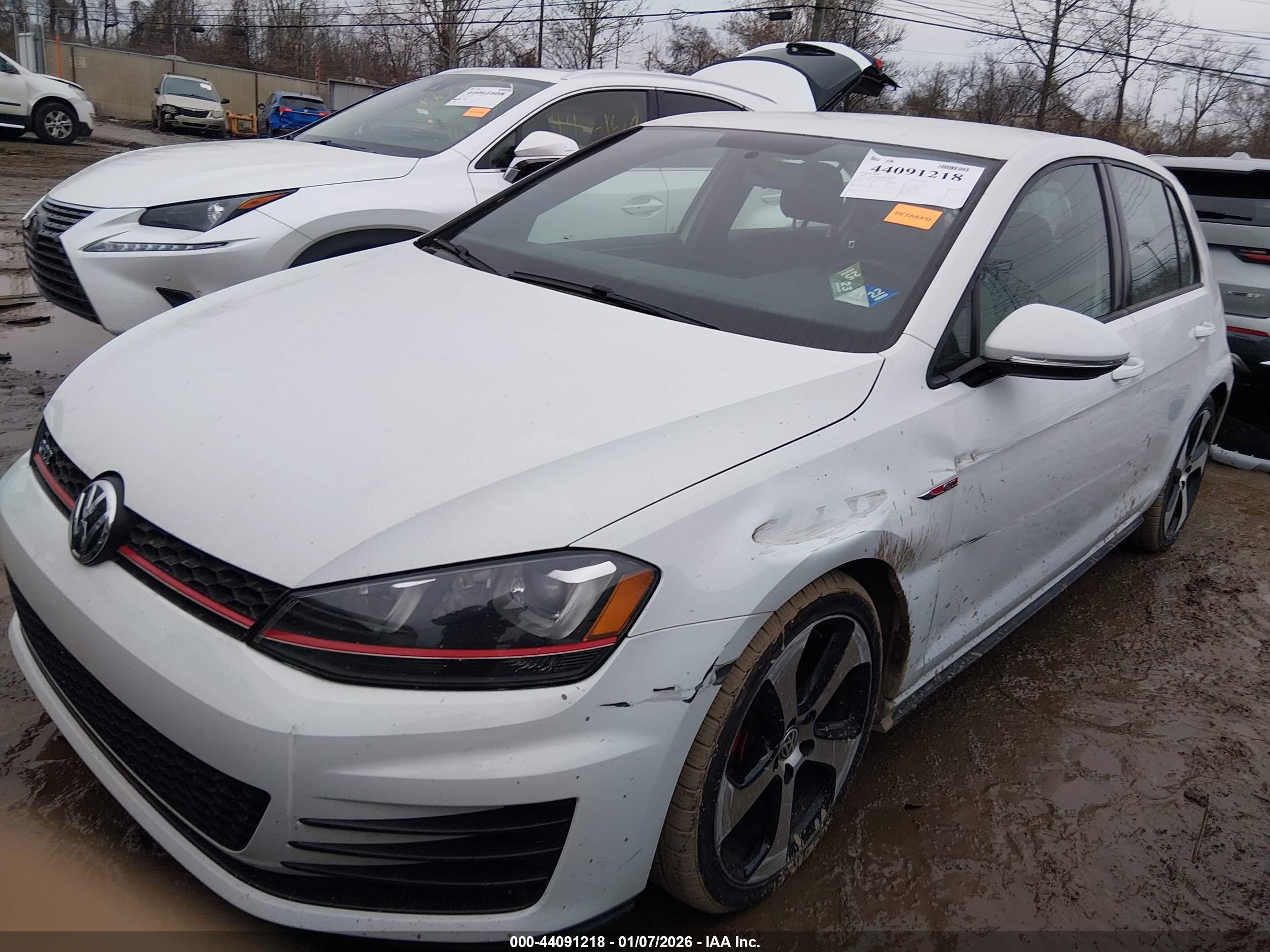 VOLKSWAGEN GOLF image 2