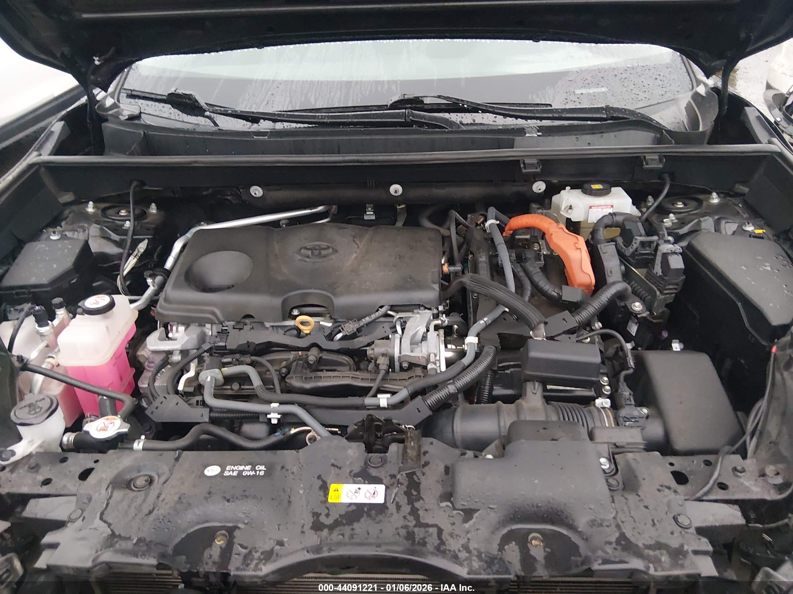 TOYOTA RAV4 image 10