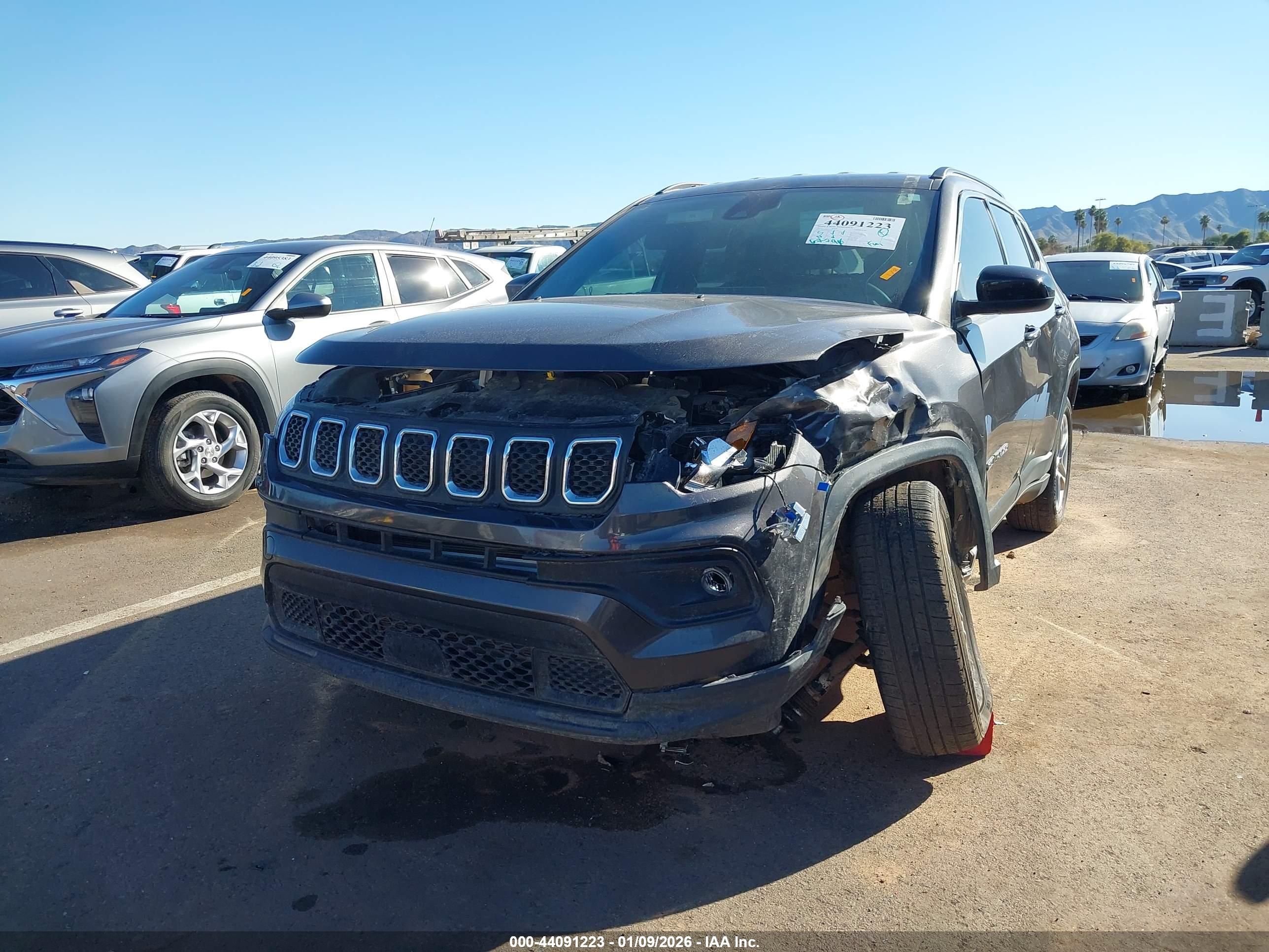 JEEP COMPASS image 6