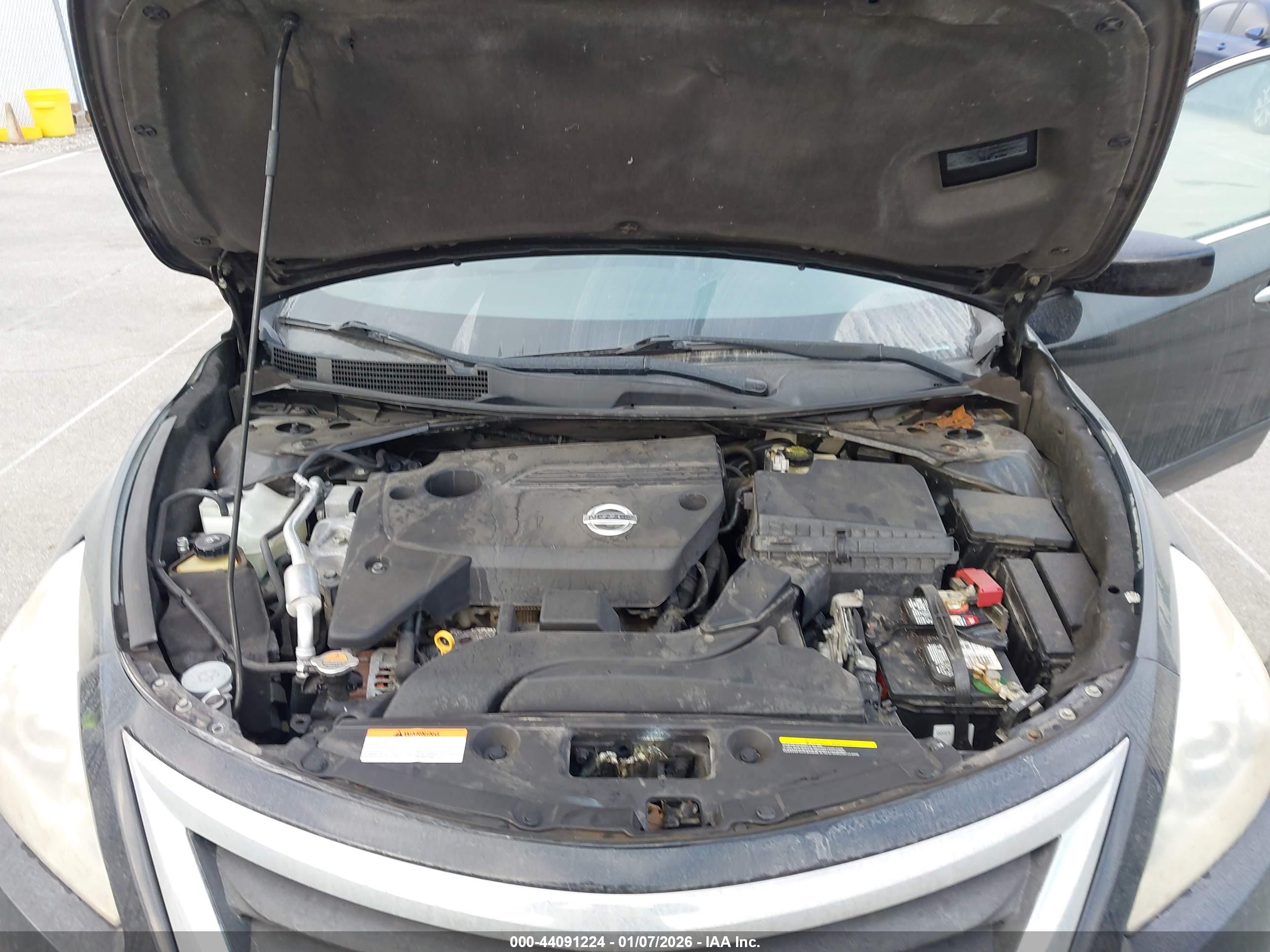 NISSAN ALTIMA image 10